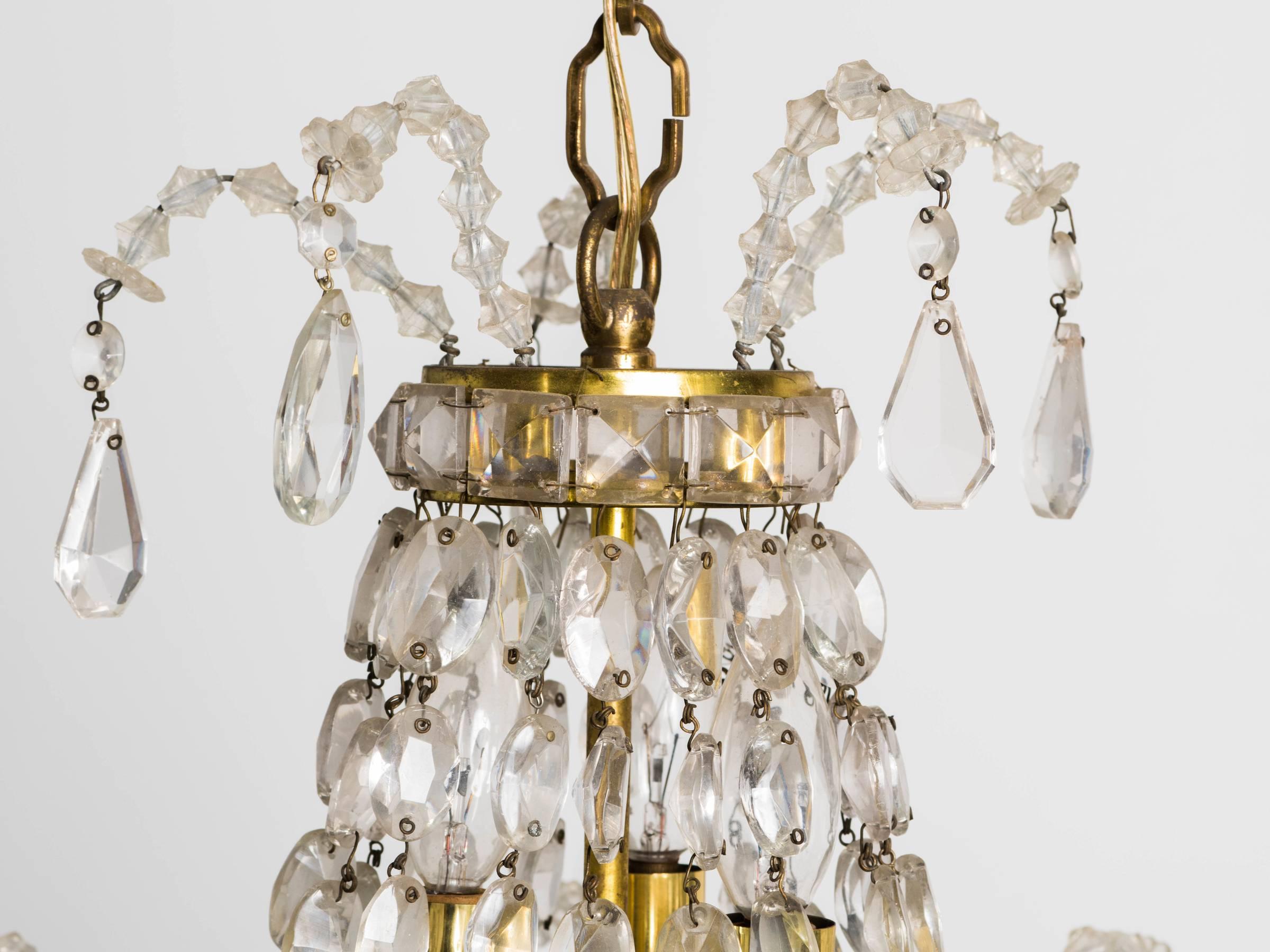 Crystal and Brass Chandelier In Good Condition For Sale In Tarrytown, NY