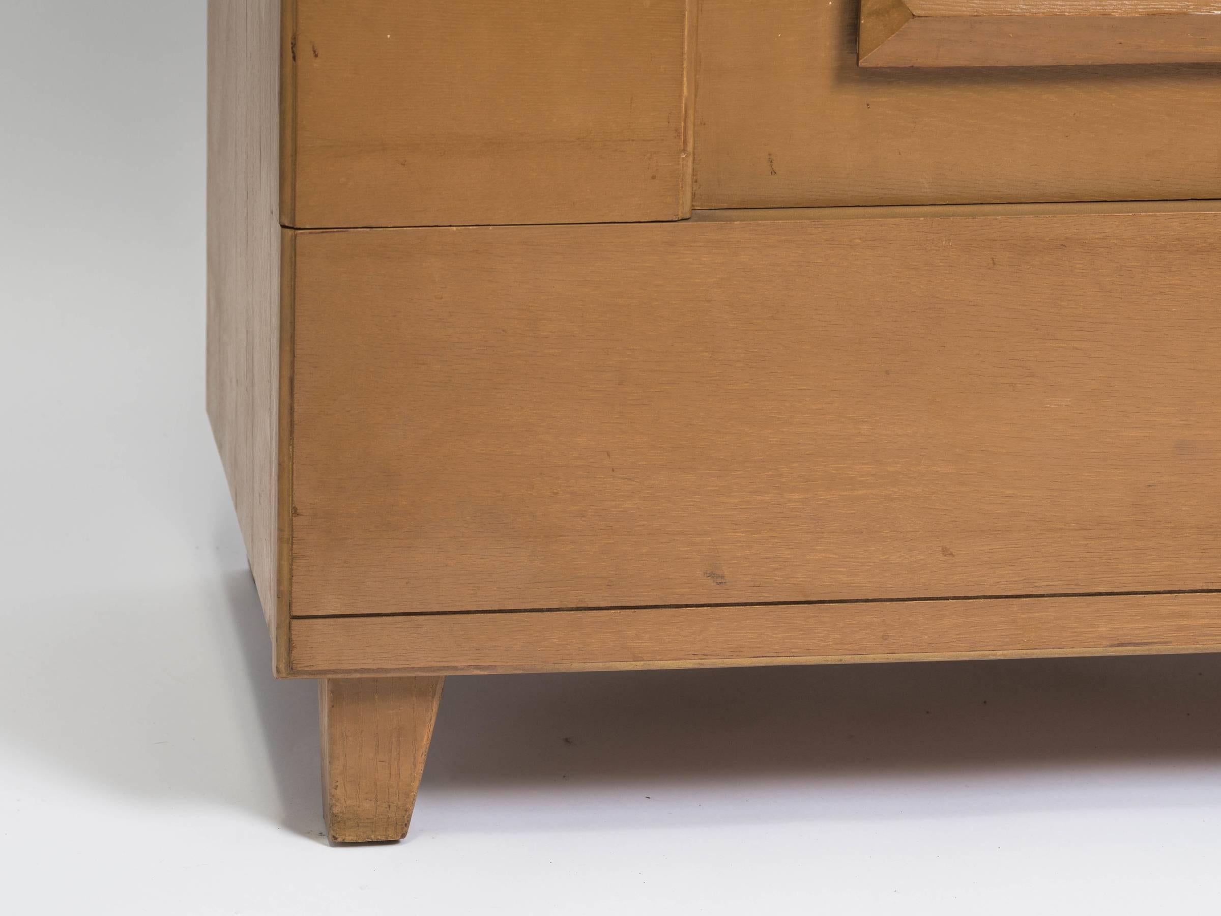 Pair of Oversized Midcentury Bachelor Chests In Fair Condition In Tarrytown, NY