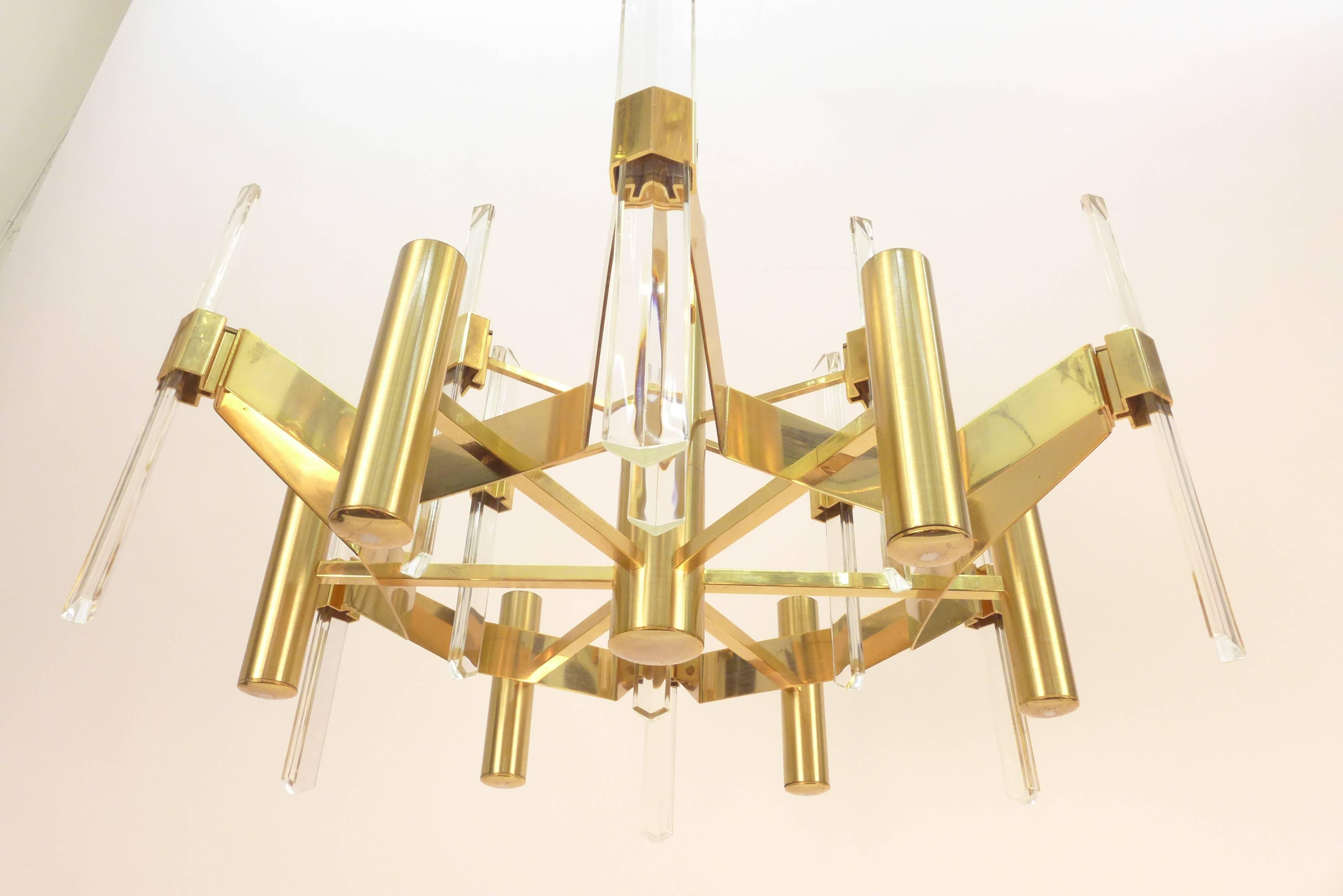 Chandelier by Gaetano Sciolari In Excellent Condition For Sale In Tarrytown, NY