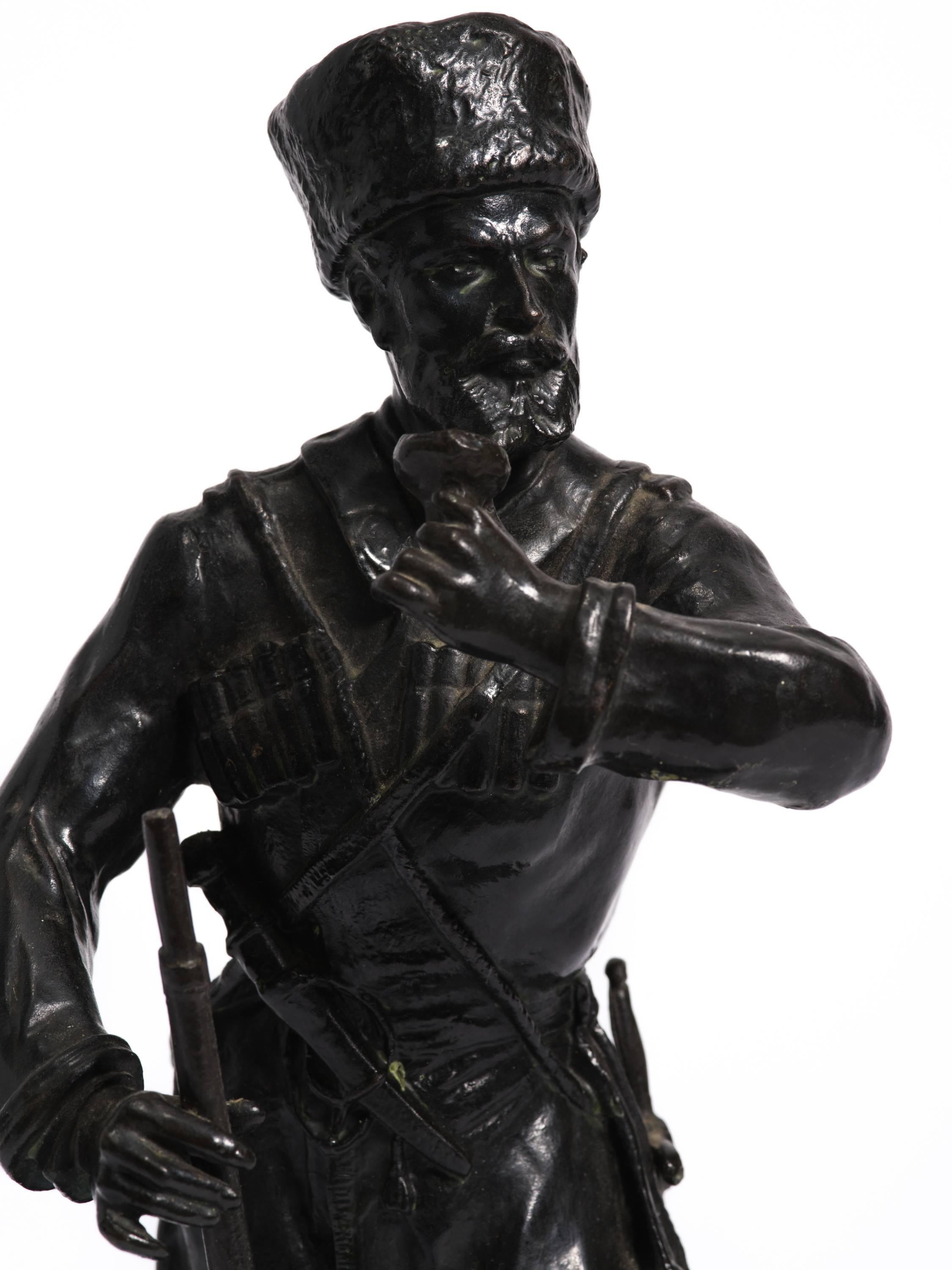 Statue de cosaque russe en bronze Bon état - En vente à Tarrytown, NY
