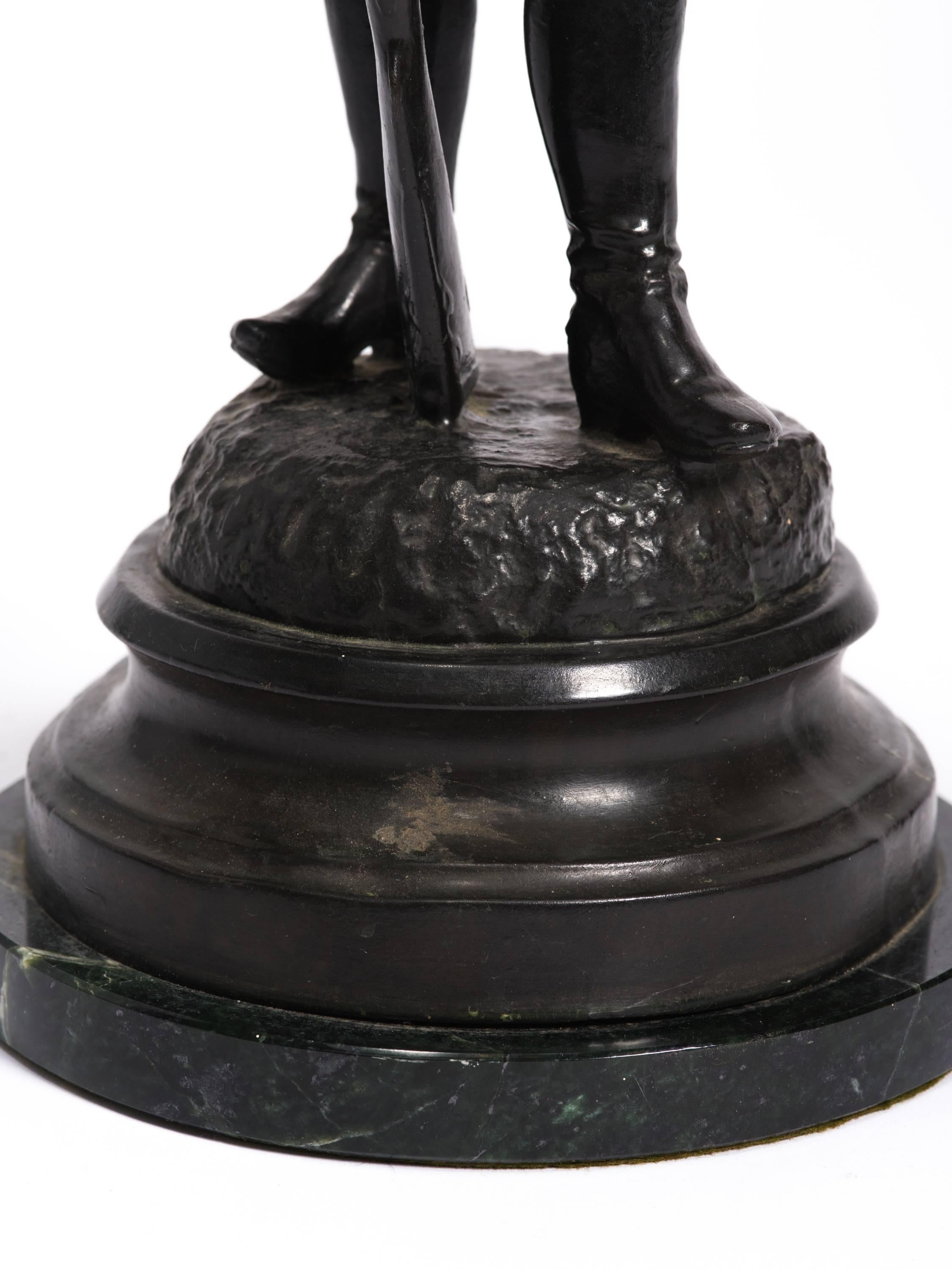 Milieu du XXe siècle Statue de cosaque russe en bronze en vente
