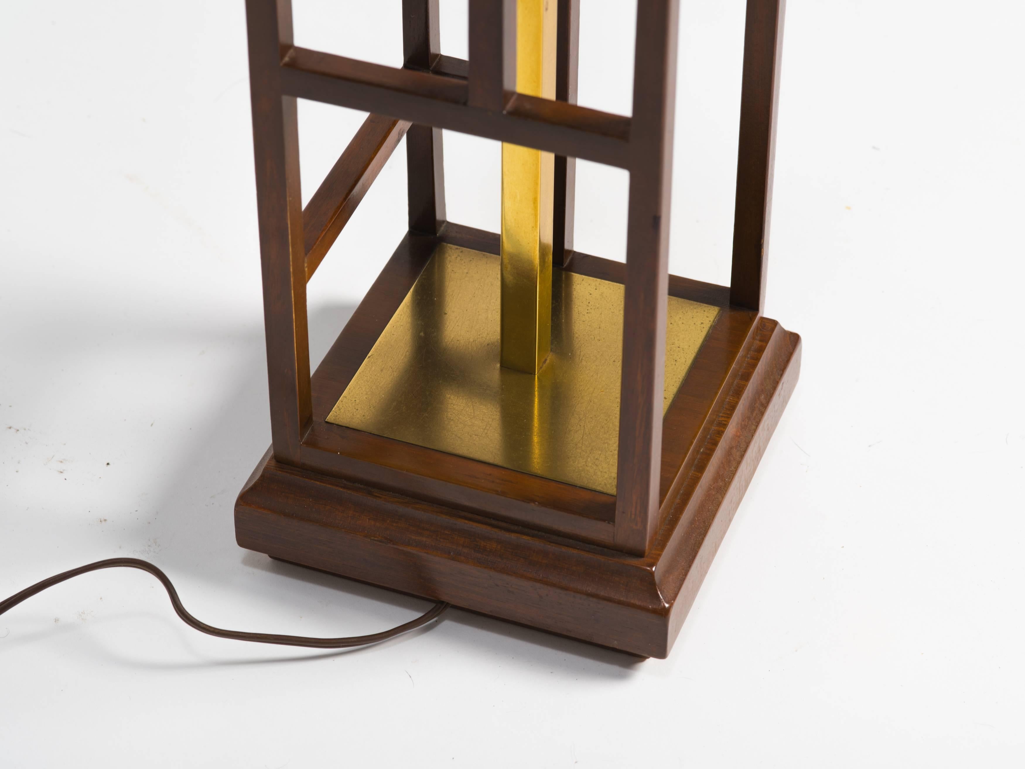 Asian Style Wood and Brass Table Lamp For Sale 4