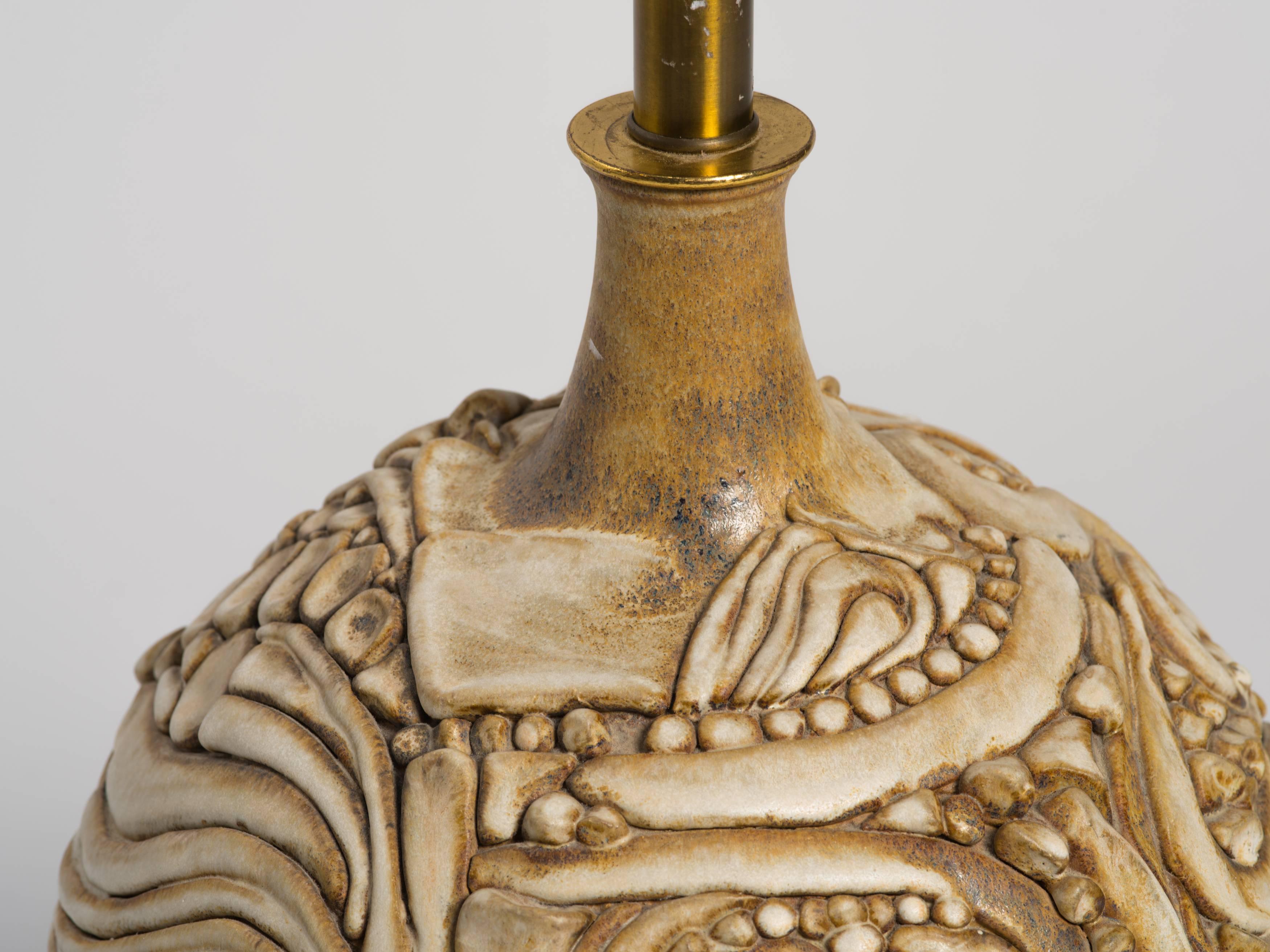 Mid-20th Century Sculptural Ceramic Table Lamp by Lee Rosen Design Technics