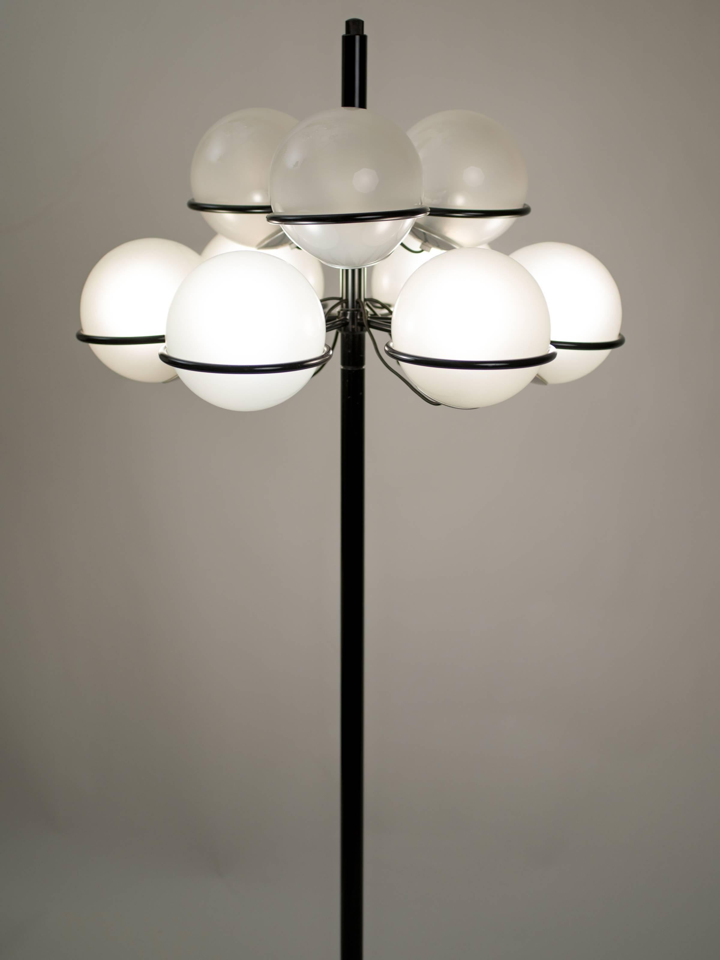 Stehlampe von Gino Sarfatti für Arteluce im Angebot 4