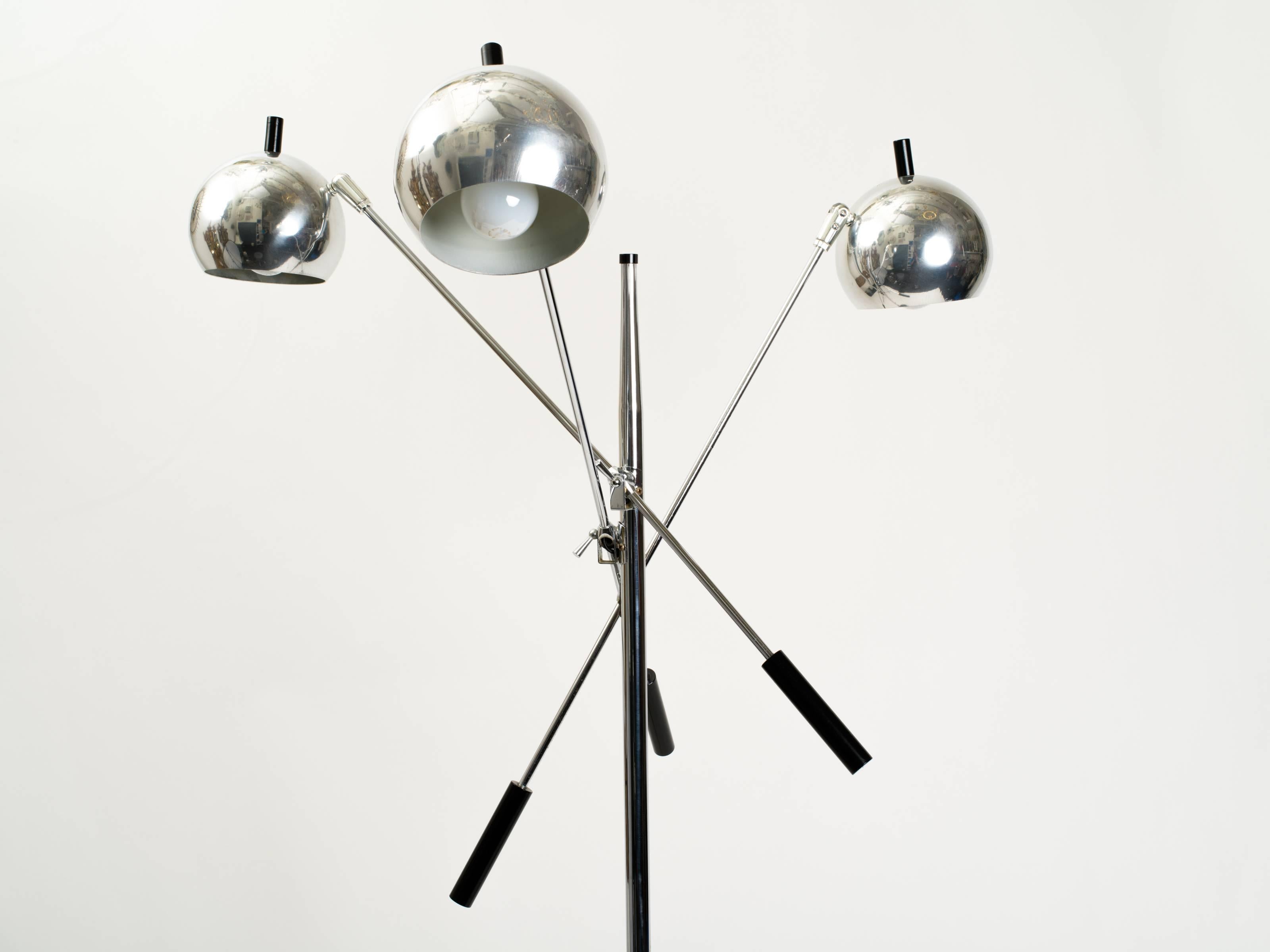 Chrome Floor Lamp with Adjustable Arms For Sale 1