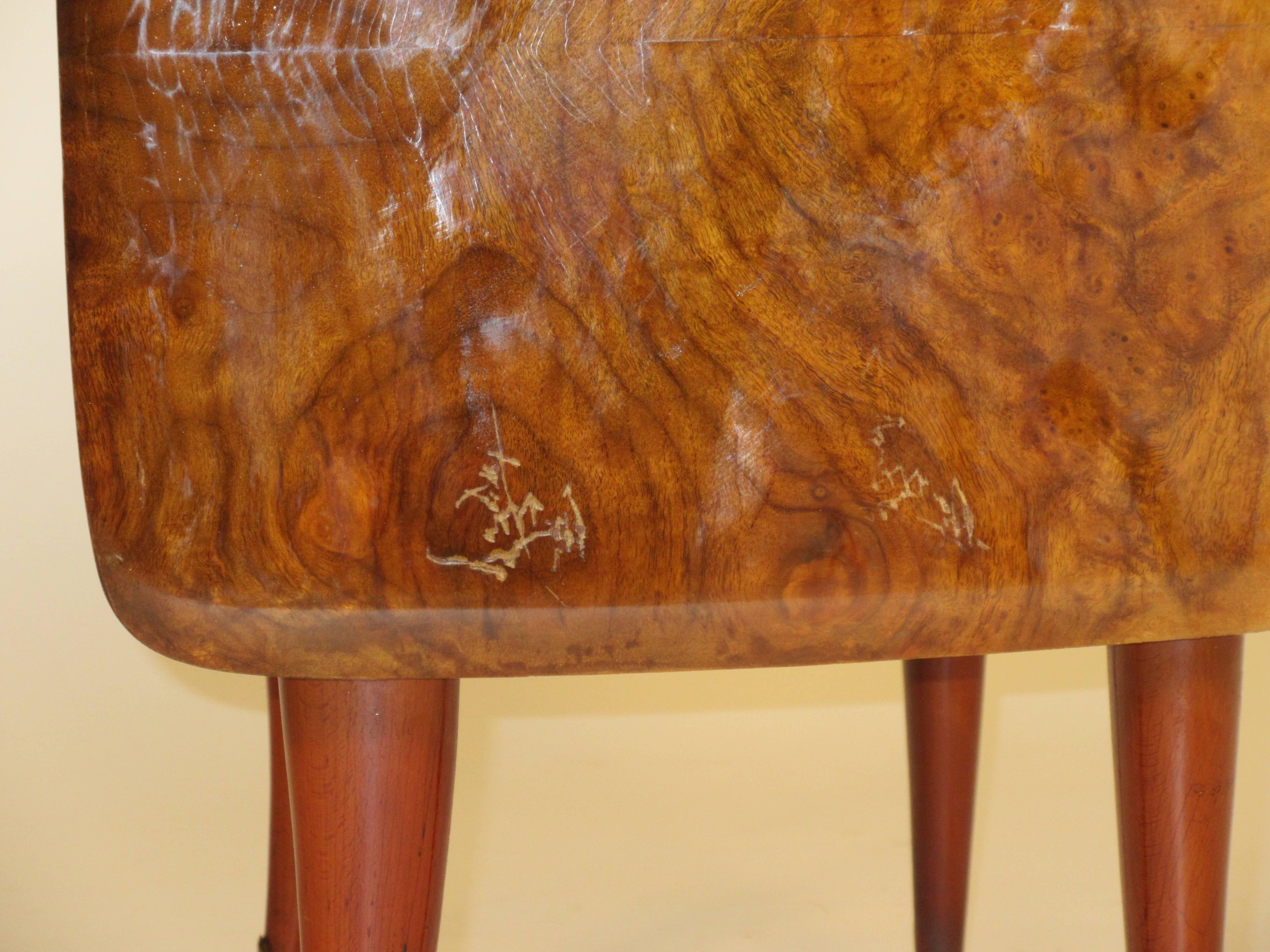 Pair of 1940s Italian Walnut End Tables with Glass Tops 4