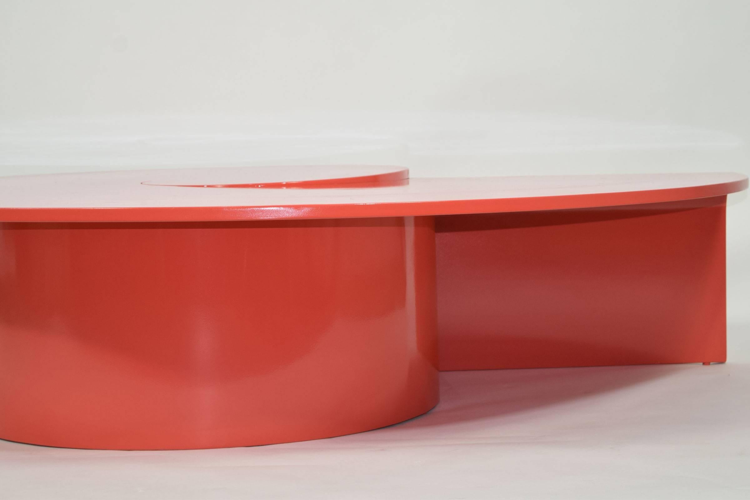 Fabulous Statement Coffee Table in Red/Orange Lacquer 1