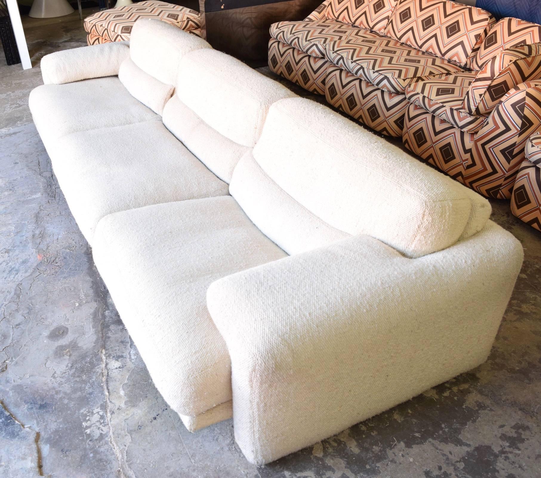 Saporiti Sofa in Wool Tweed In Good Condition In Dallas, TX