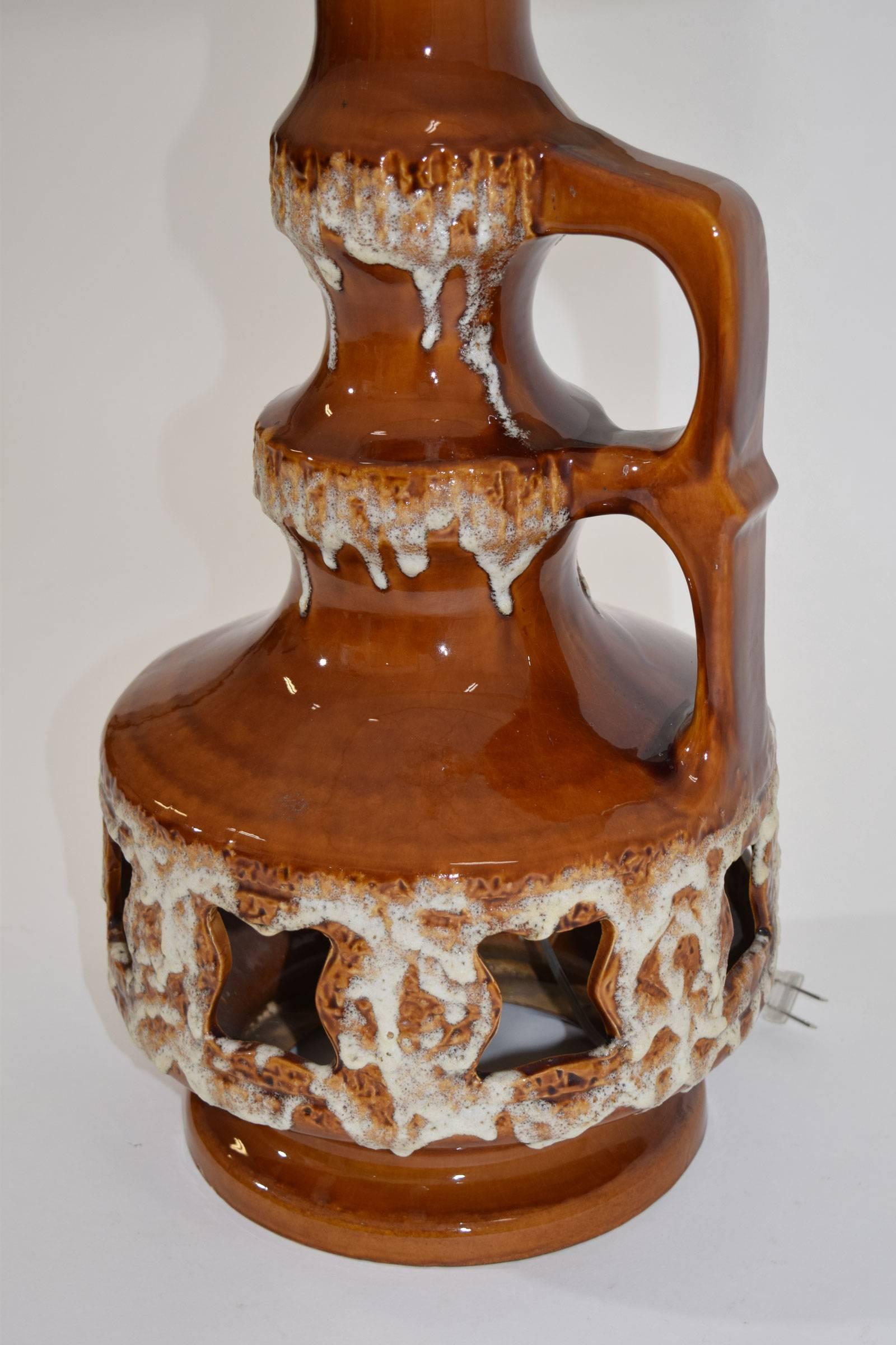 Beautiful ceramic lamp with salt and drip glazing detail.