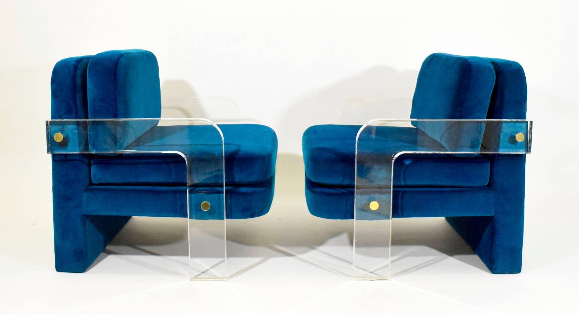 Mid-Century Modern Pair of Vladimir Kagan Lucite Lounge Chairs in Holly Hunt Upholstery