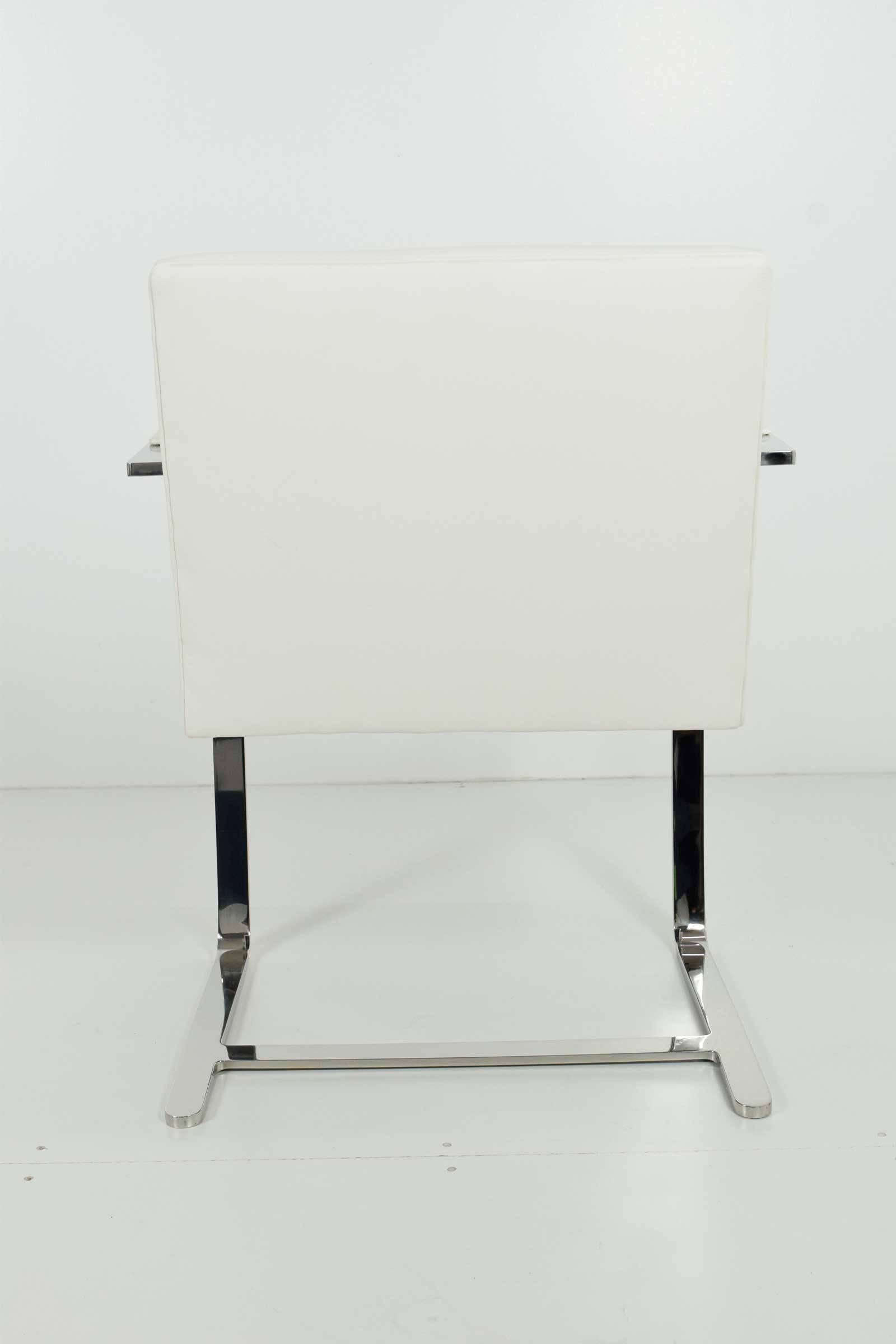 Set of Six Flatbar Brno Chairs by Knoll in New White Leather Upholstery In Excellent Condition In Dallas, TX