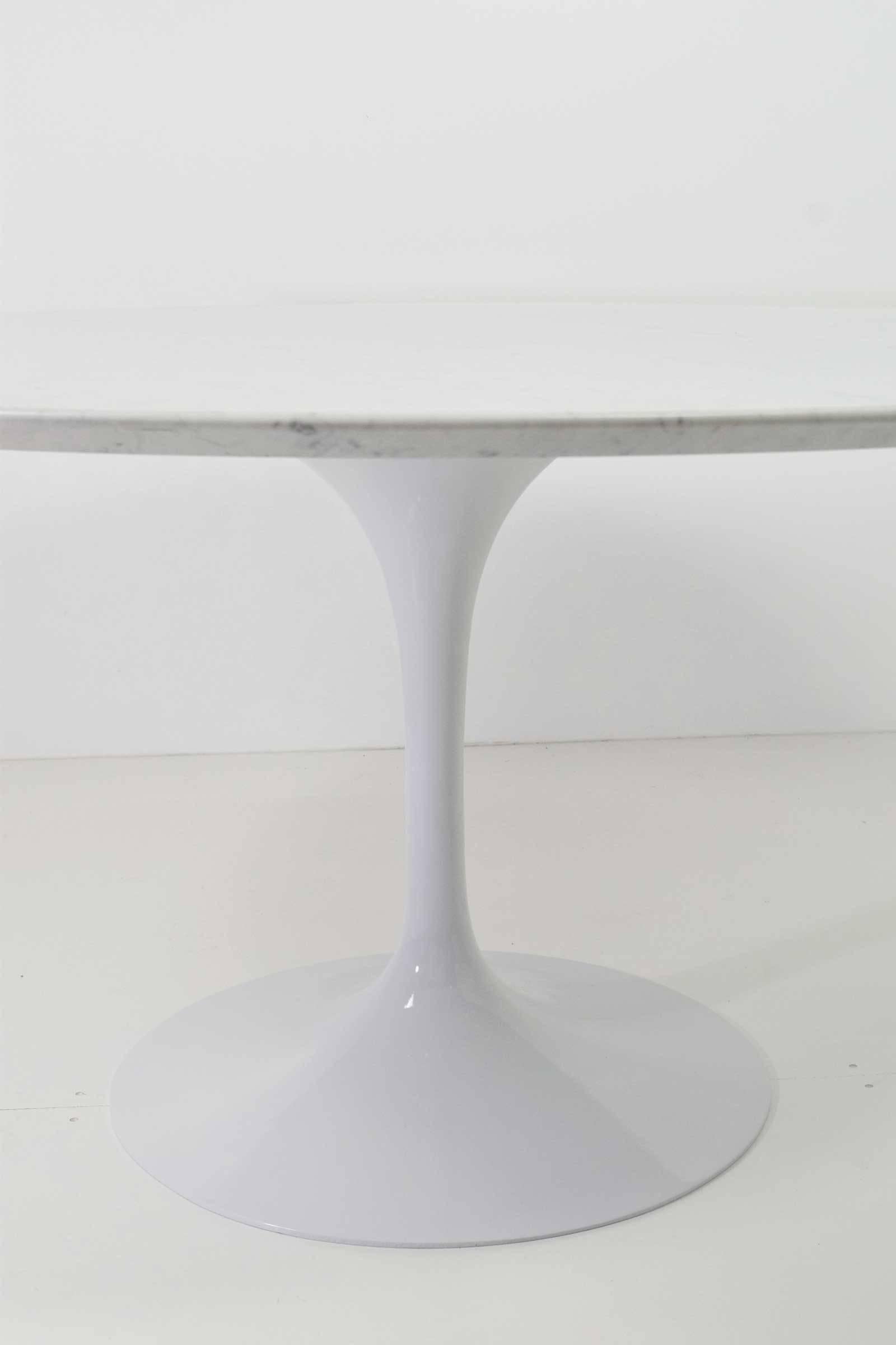 Italian Eero Saarinen for Knoll Tulip Table with Carrara Marble Top