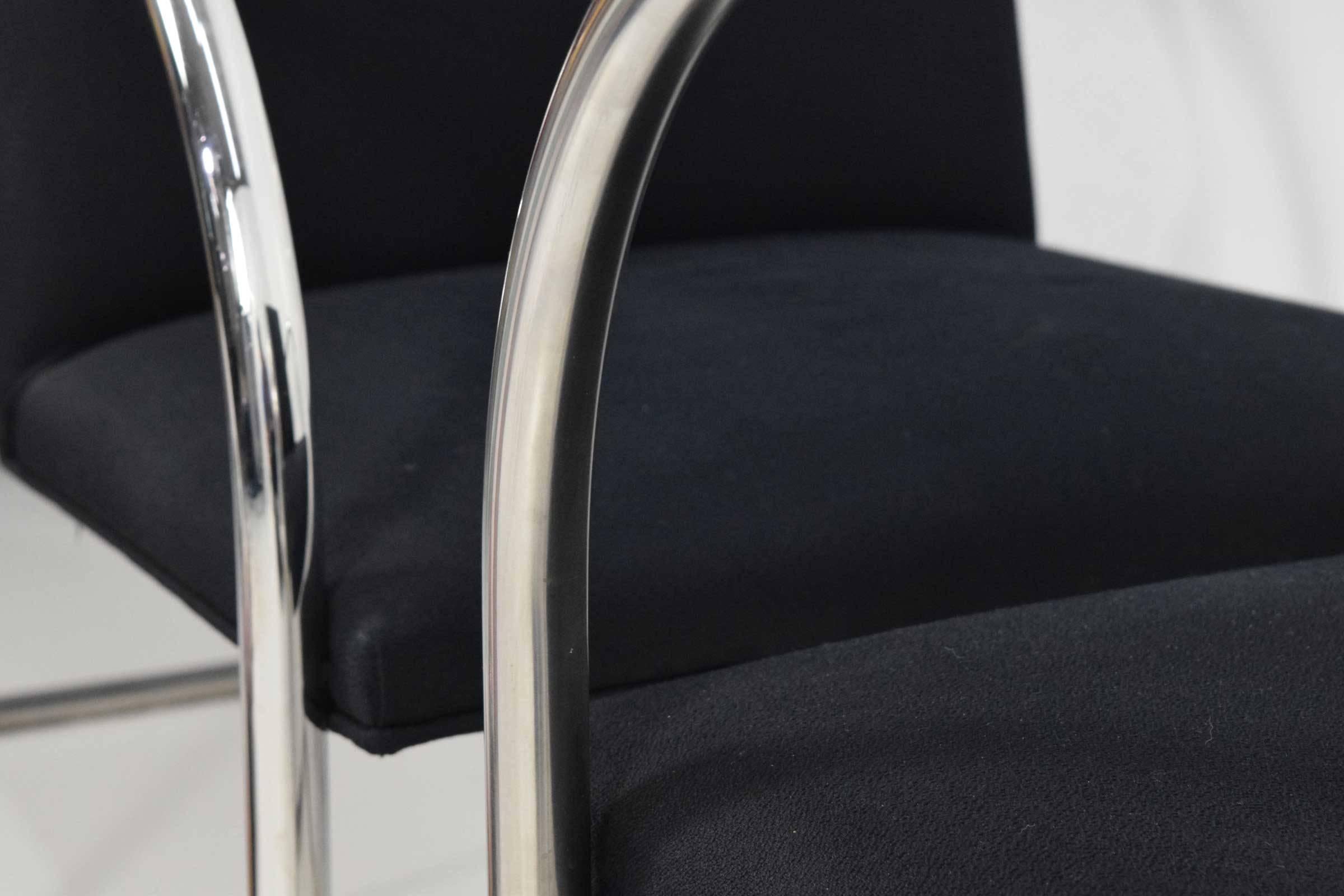 Knoll Black and Stainless Steel Brno Chairs, Set of 4 In Fair Condition In Dallas, TX
