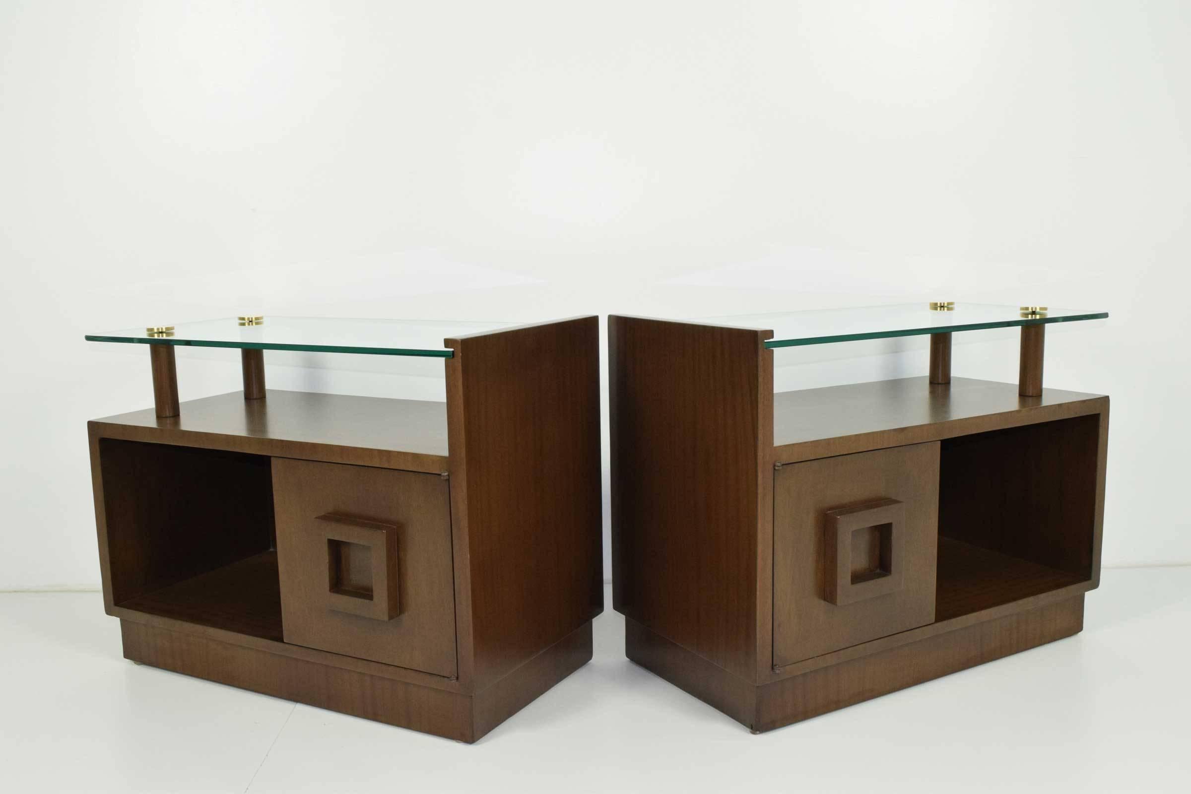 Gilbert Rohde Nightstands In Good Condition In Dallas, TX