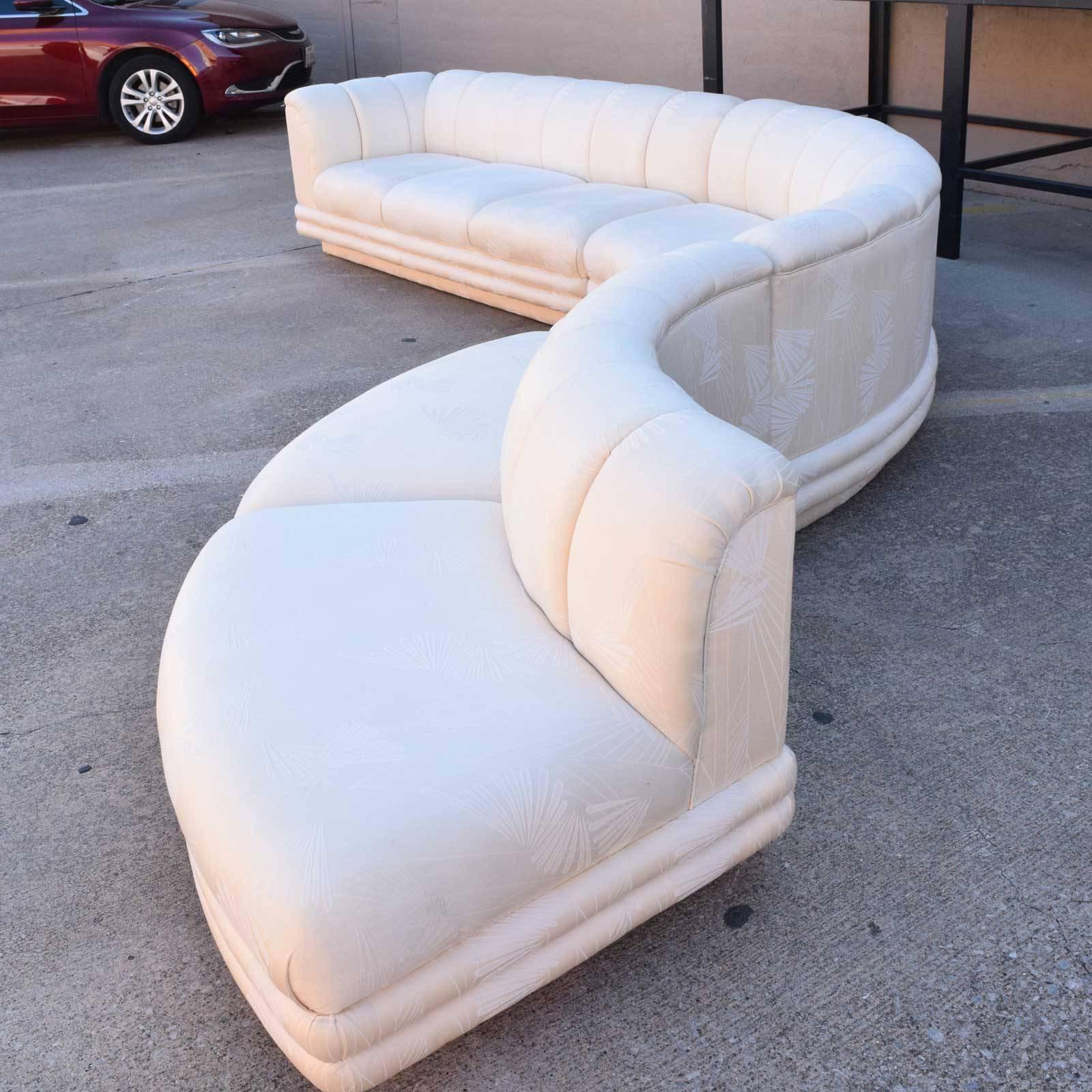 Serpentine Three-Piece Sofa Vladimir Kagan Style In Good Condition In Dallas, TX