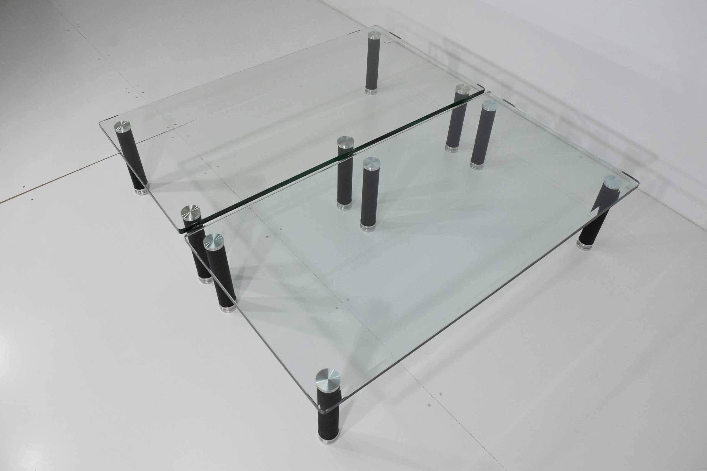 Mid-Century Modern Paire de tables basses par Leon Rosen pour Pace en vente