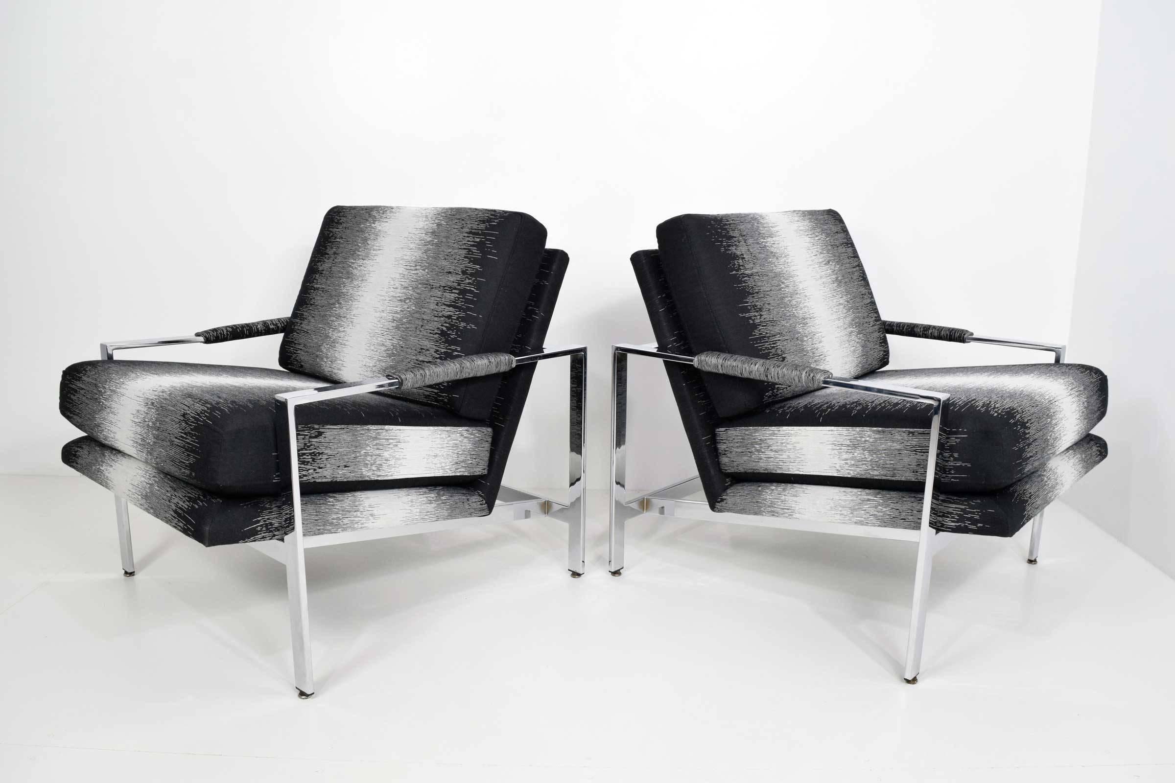American Pair of Milo Baughman Lounge Chairs in New Upholstery by Romo