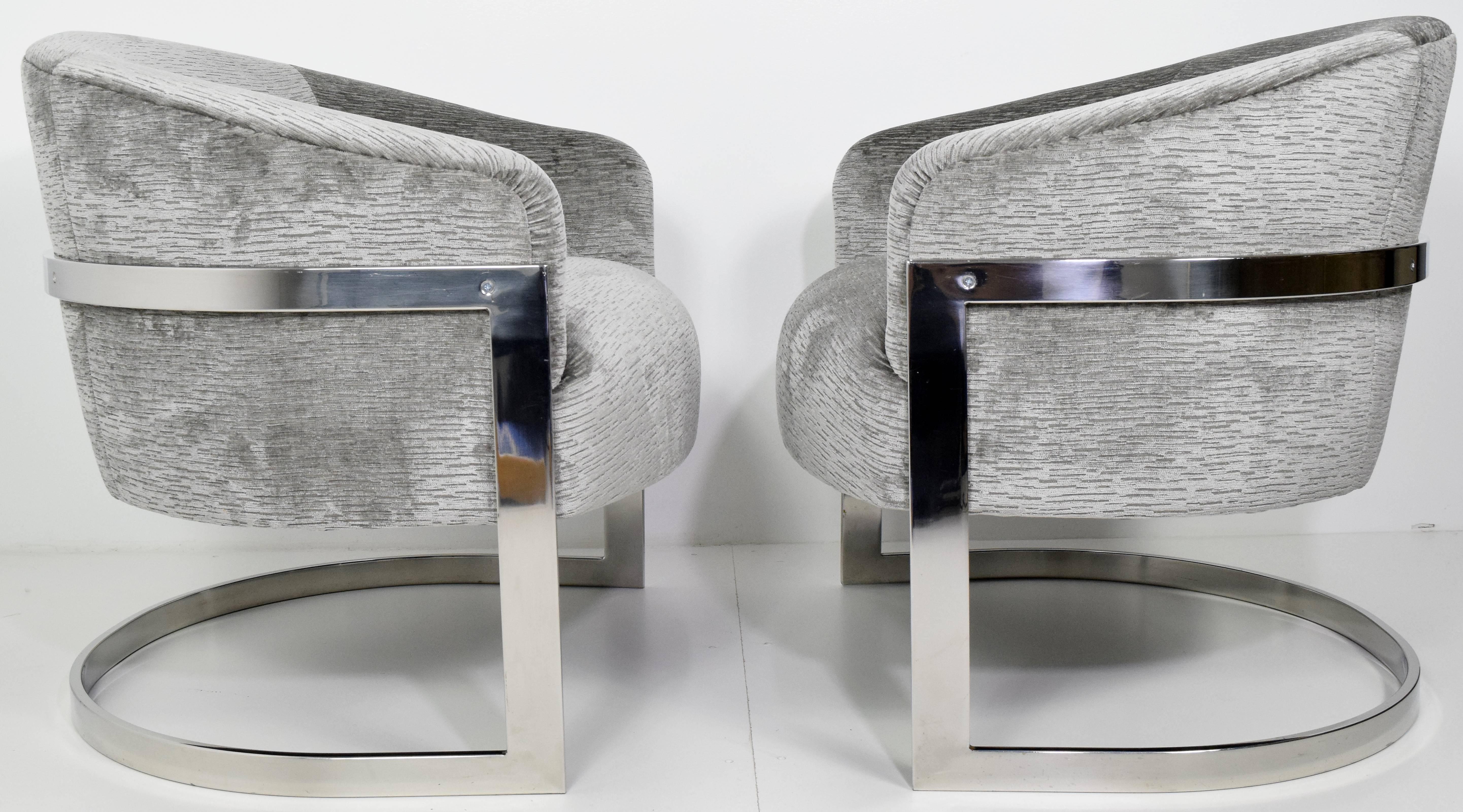 Mid-Century Modern Pair of Milo Baughman Chrome Barrel Back Lounge Chairs