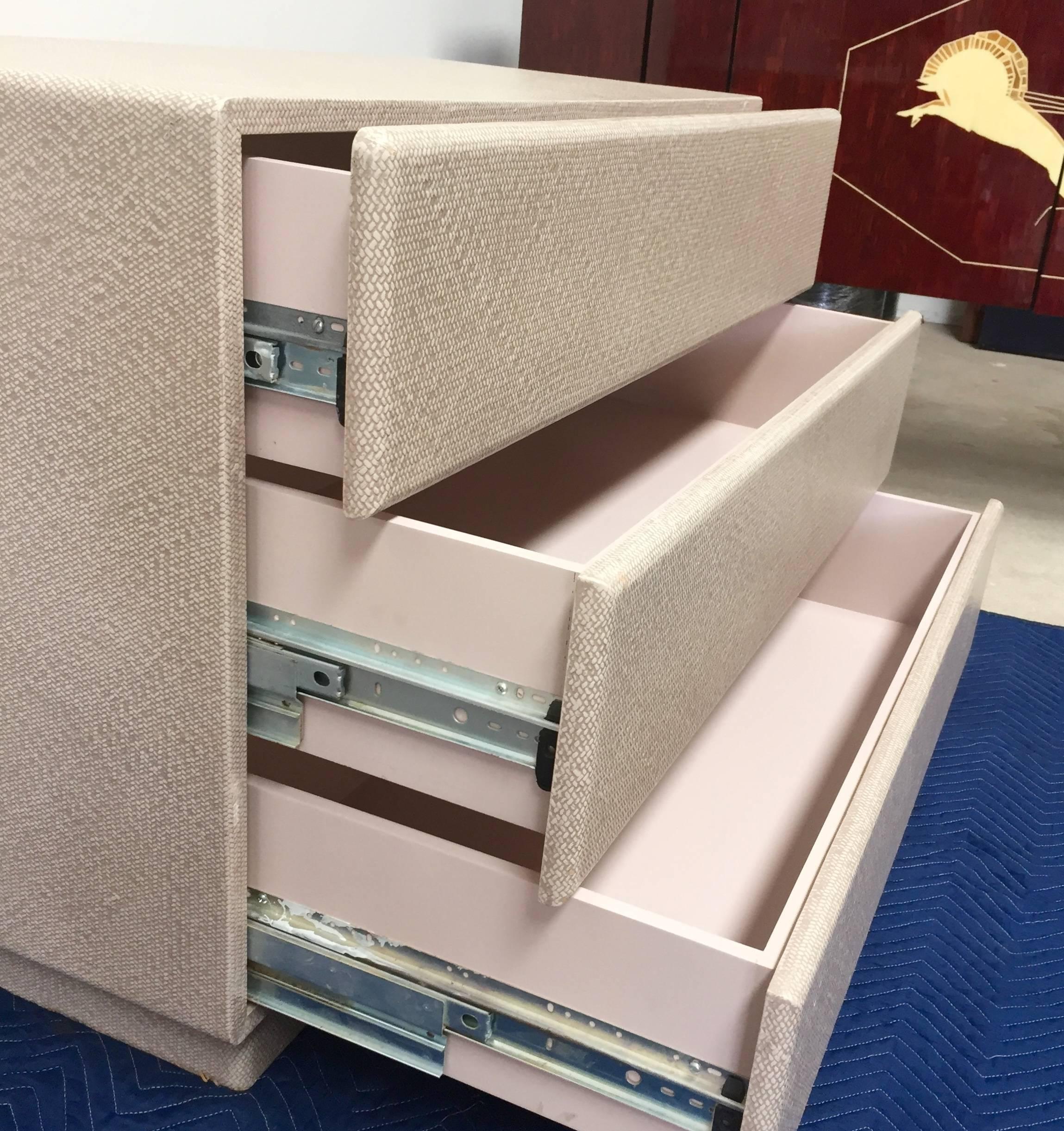 Pair of Custom-Made Linen-Wrapped Chests In Excellent Condition For Sale In Quogue, NY