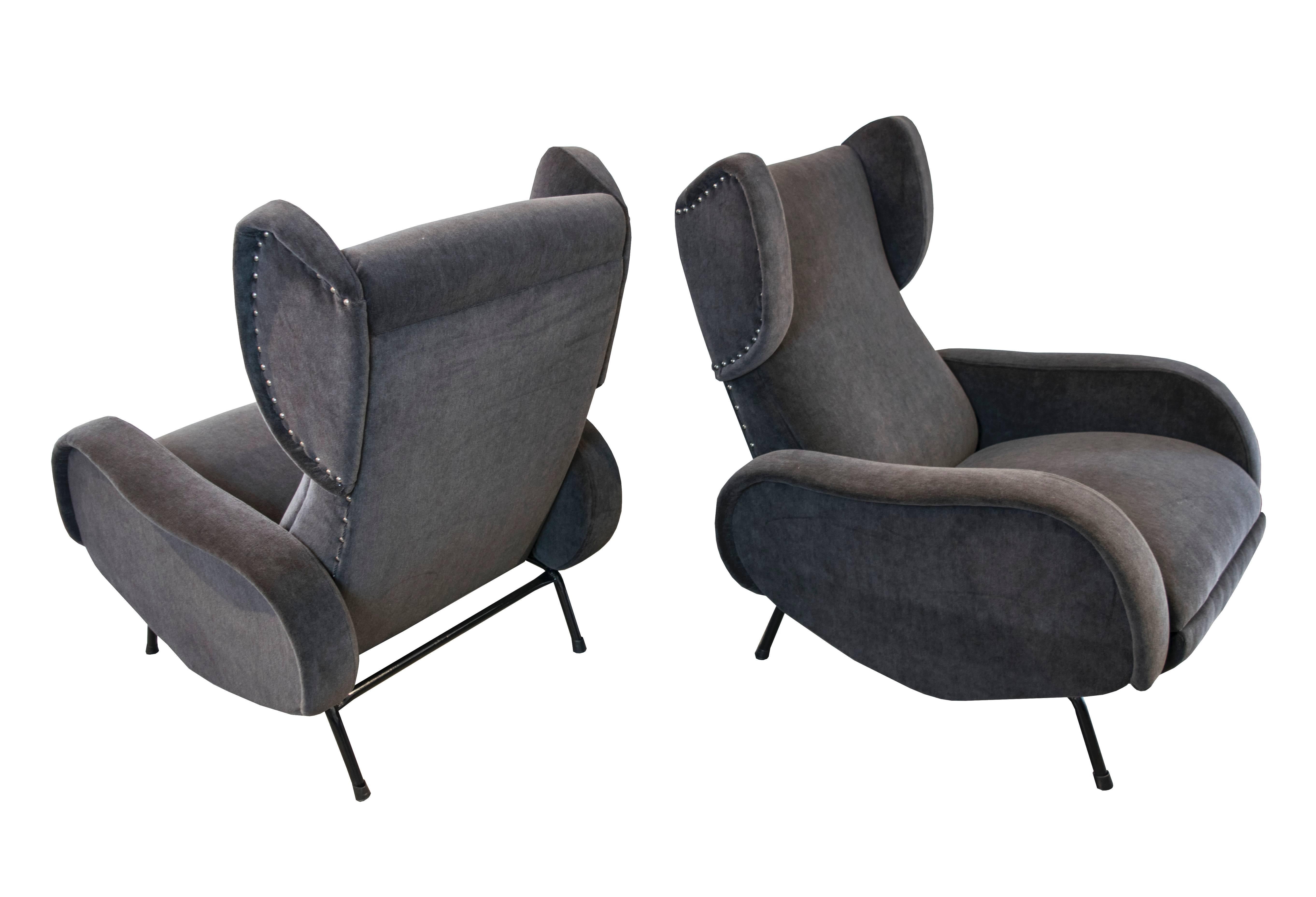Mid-Century Modern Pair of Italian Mid-Century Recliners in the Style of Zanuso in Charcoal Mohair