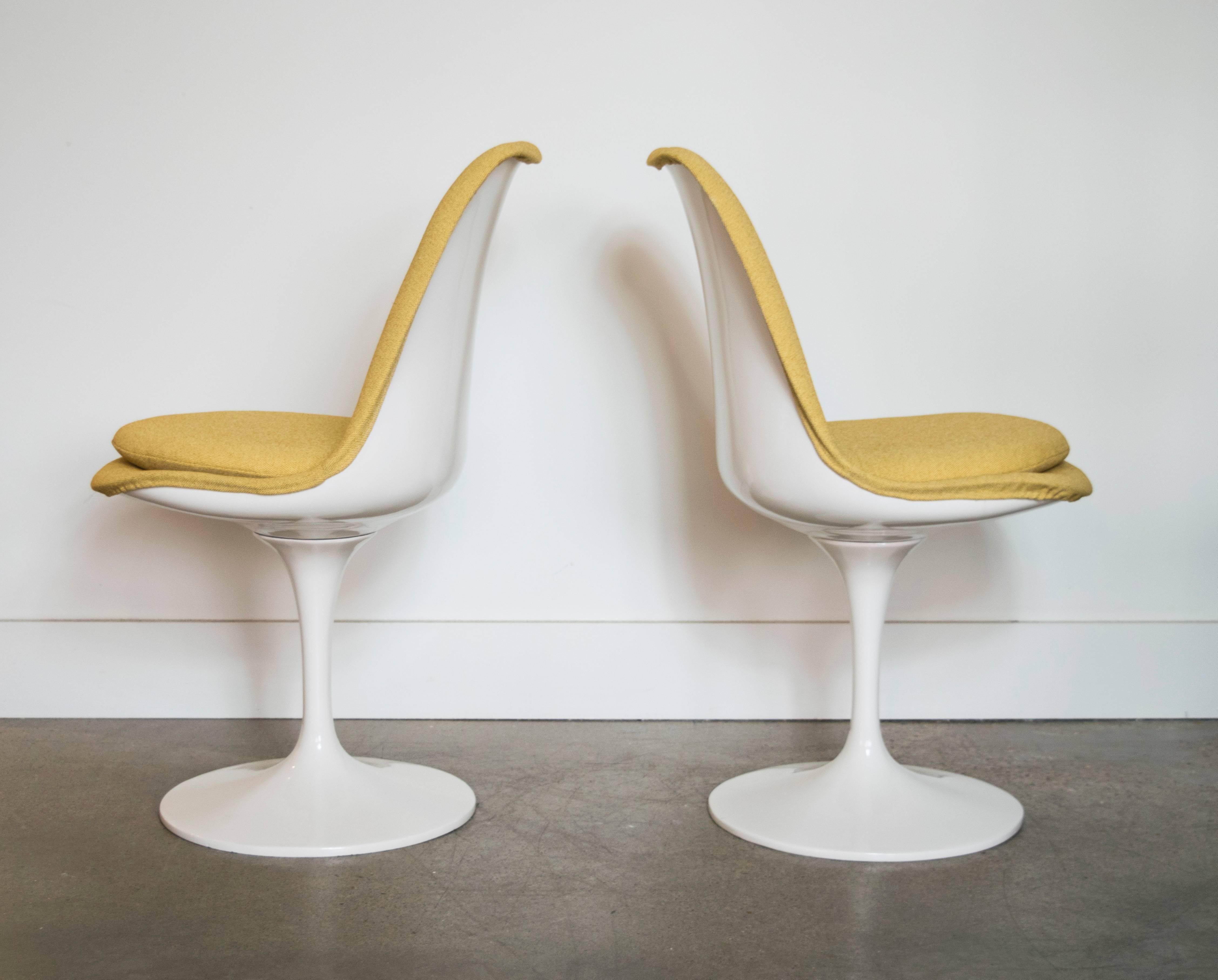Mid-20th Century Ten Early Knoll Fully Upholstered Saarinen Tulip Chairs