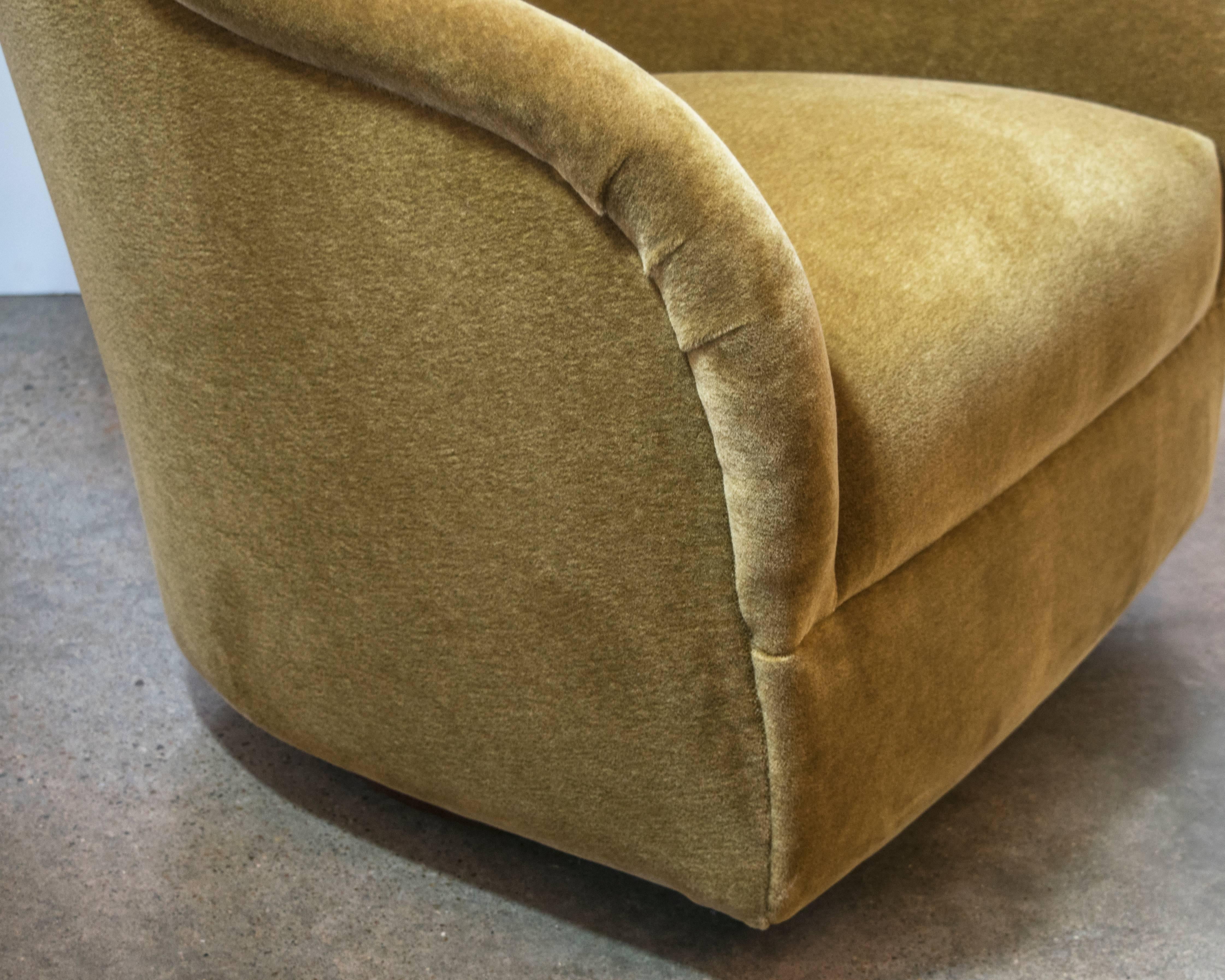 Mid-20th Century Ward Bennett Swivel Chair in Donghia Mohair For Sale
