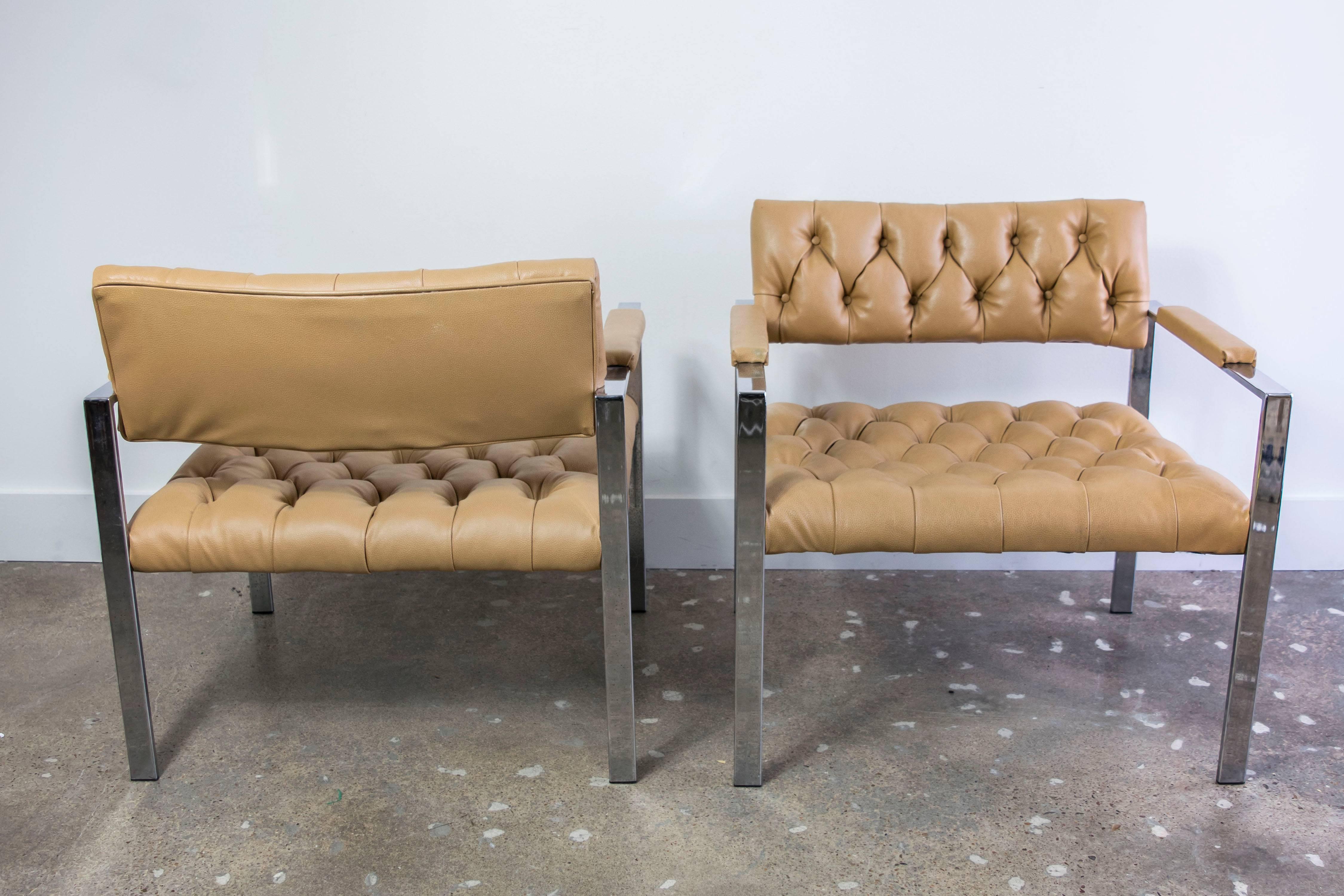 American Pair of Tufted Flat Bar Club Chairs in the Style of Harvey Probber For Sale