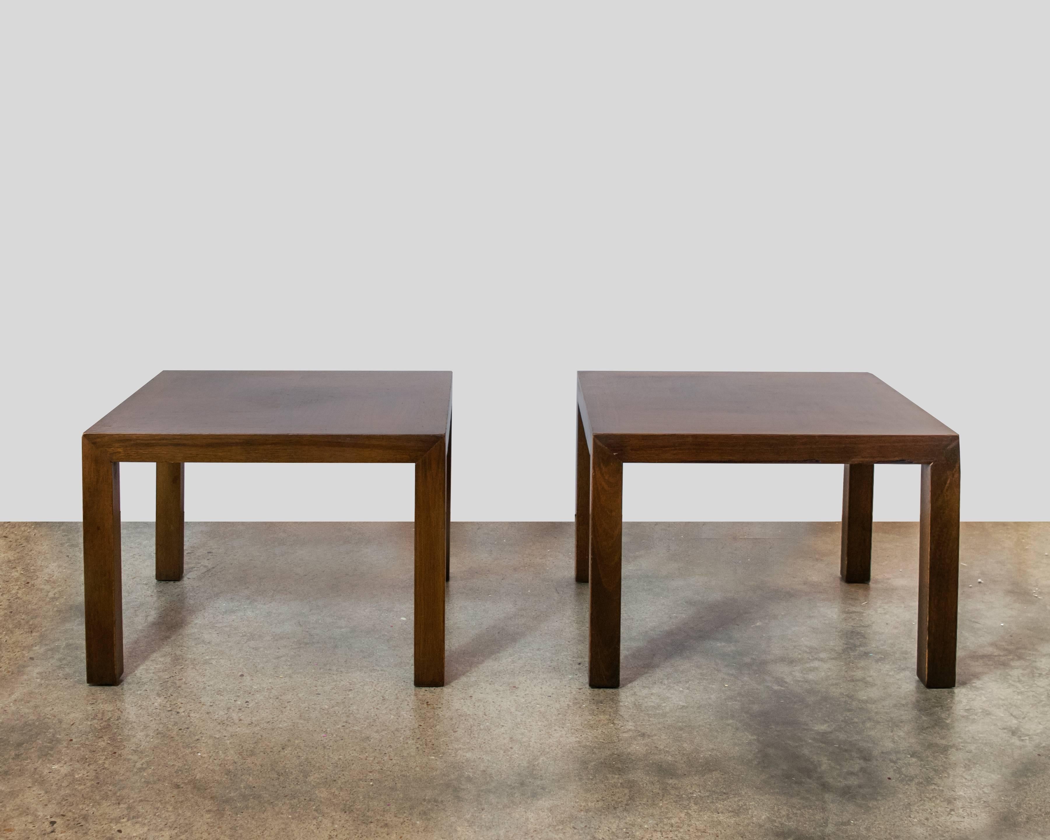 Classic pair of Lane Furniture Co. Parsons tables constructed in the 1960s or 1970s. They are made of walnut with a four square patterning inlay top.