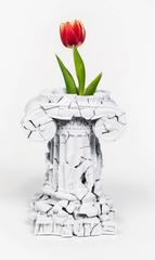 3D-Printed Porcelain "Them Romans" Vases