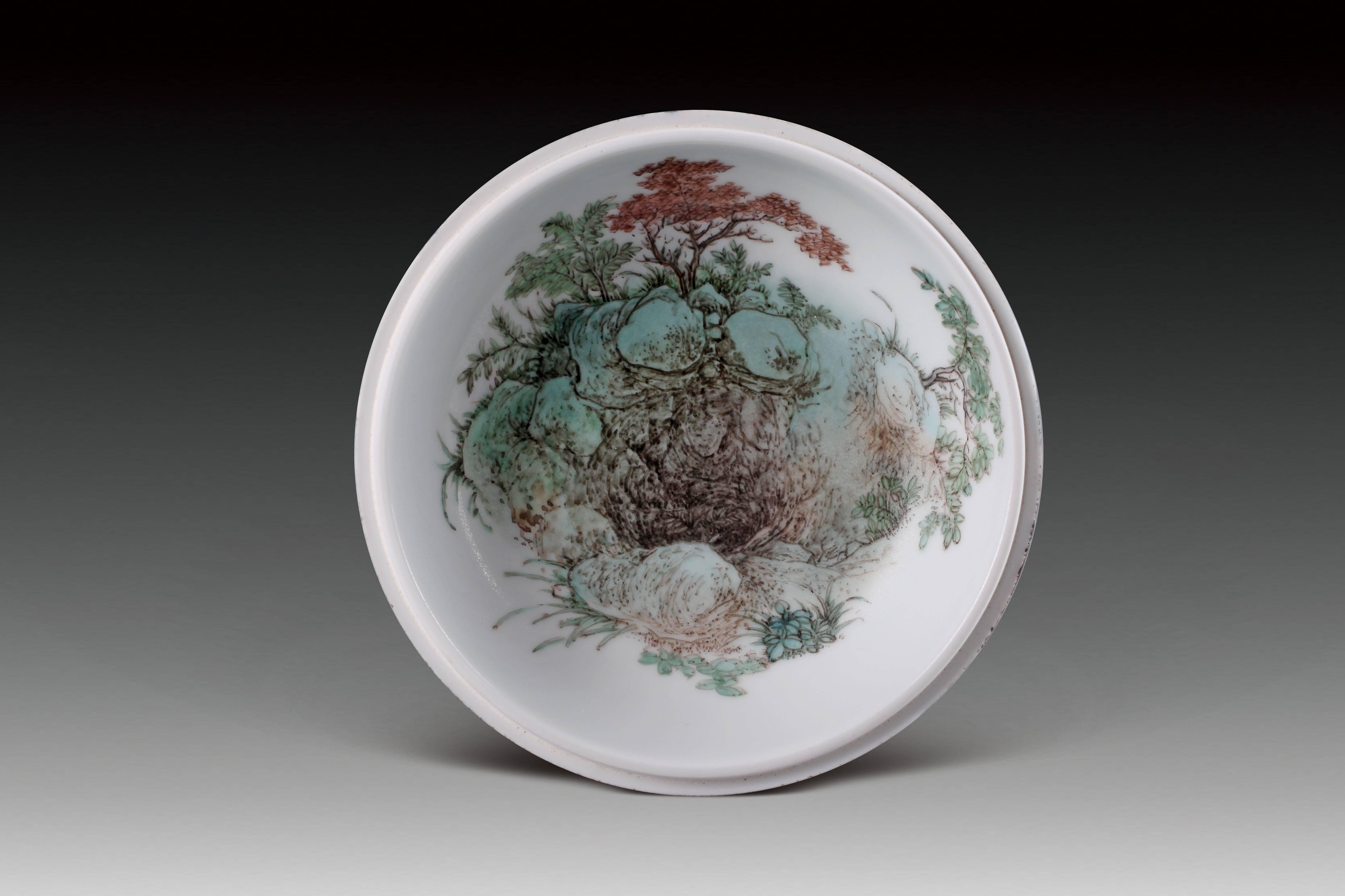Kaolin Mines #3 Porcelain Bowl by Zhenhan Hao In New Condition In Beverly Hills, CA