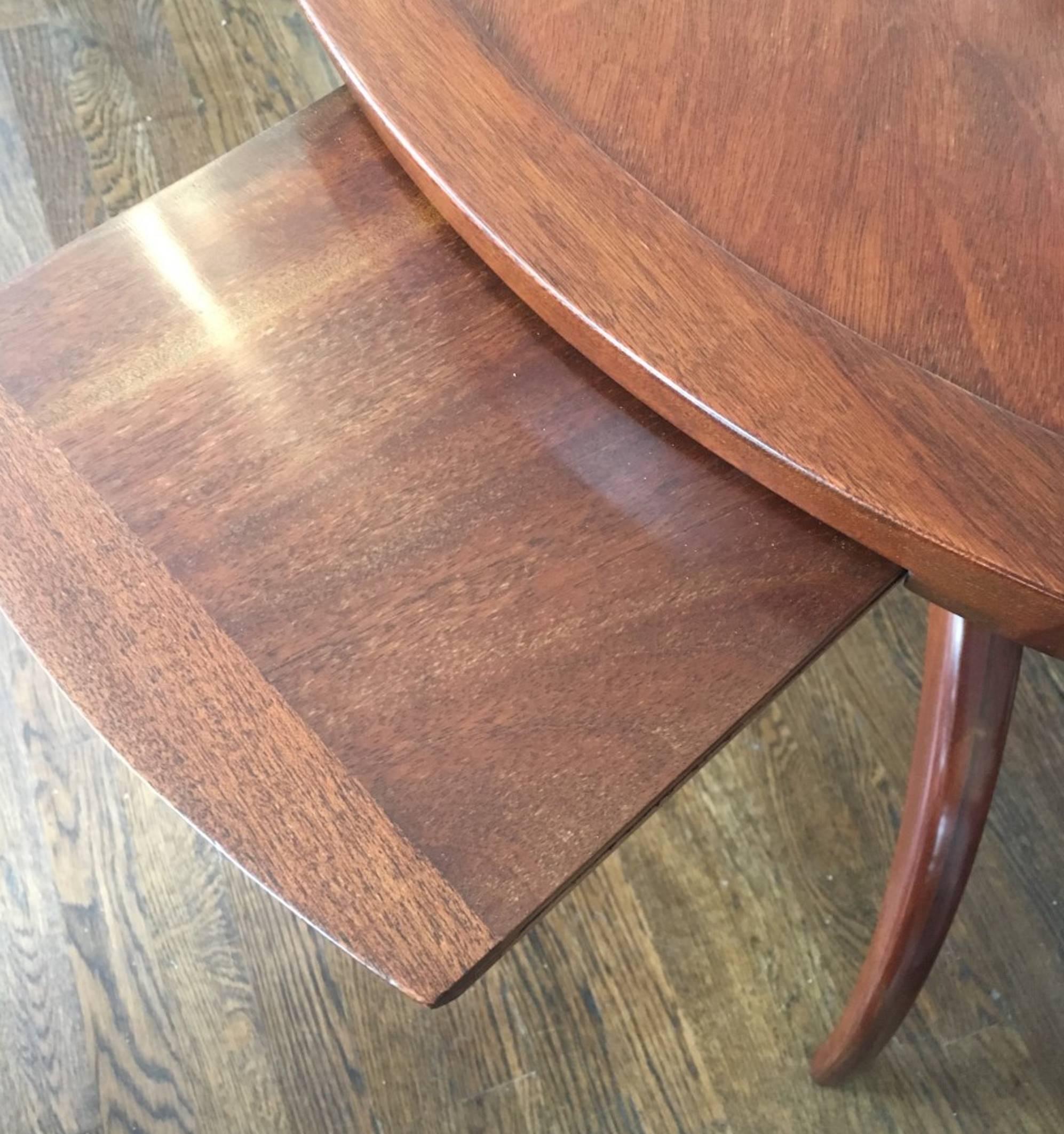 Circular Occasional Table  In Excellent Condition For Sale In Southampton, NY