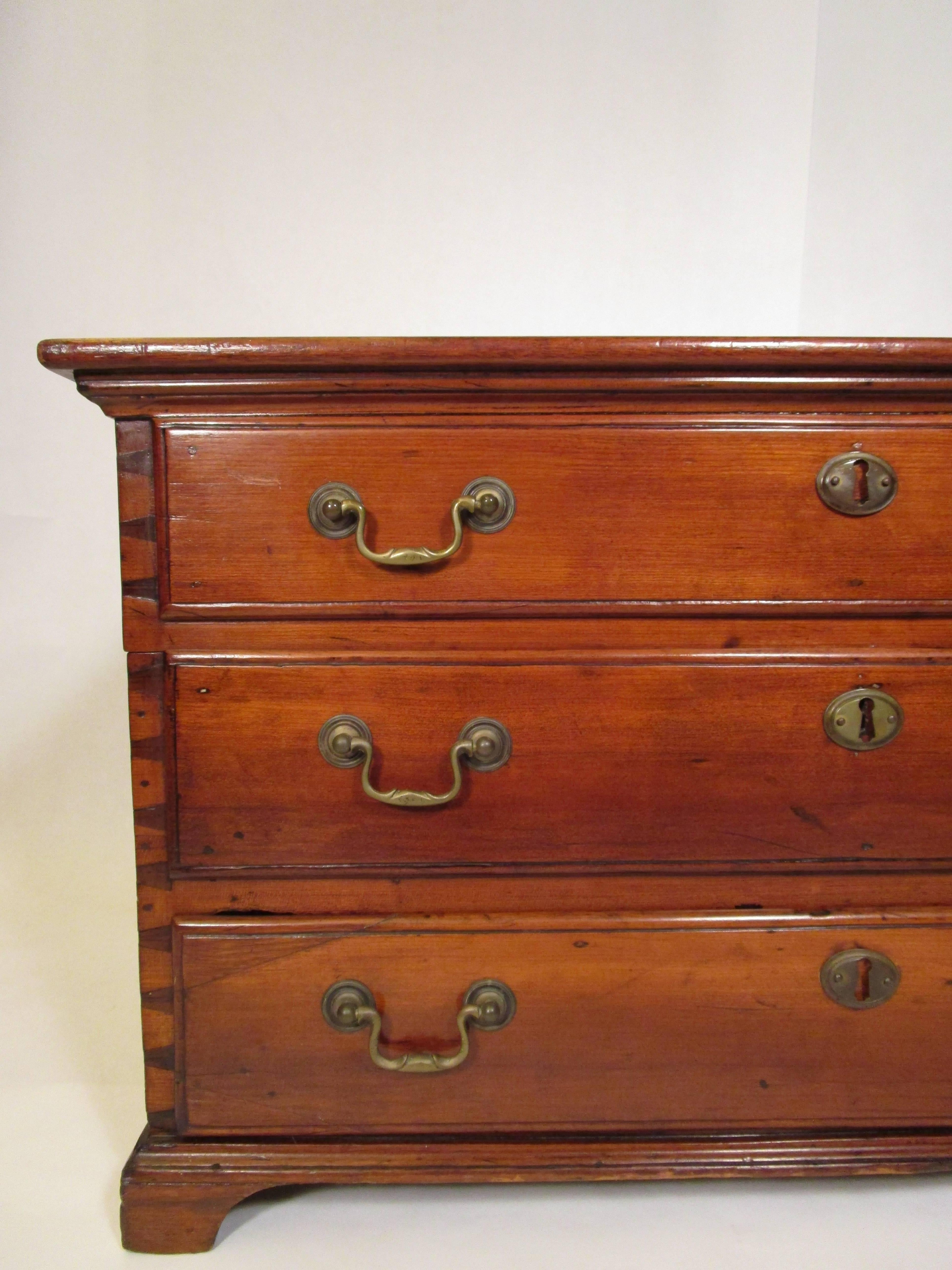 English 19th Century Ships Carrying Chest