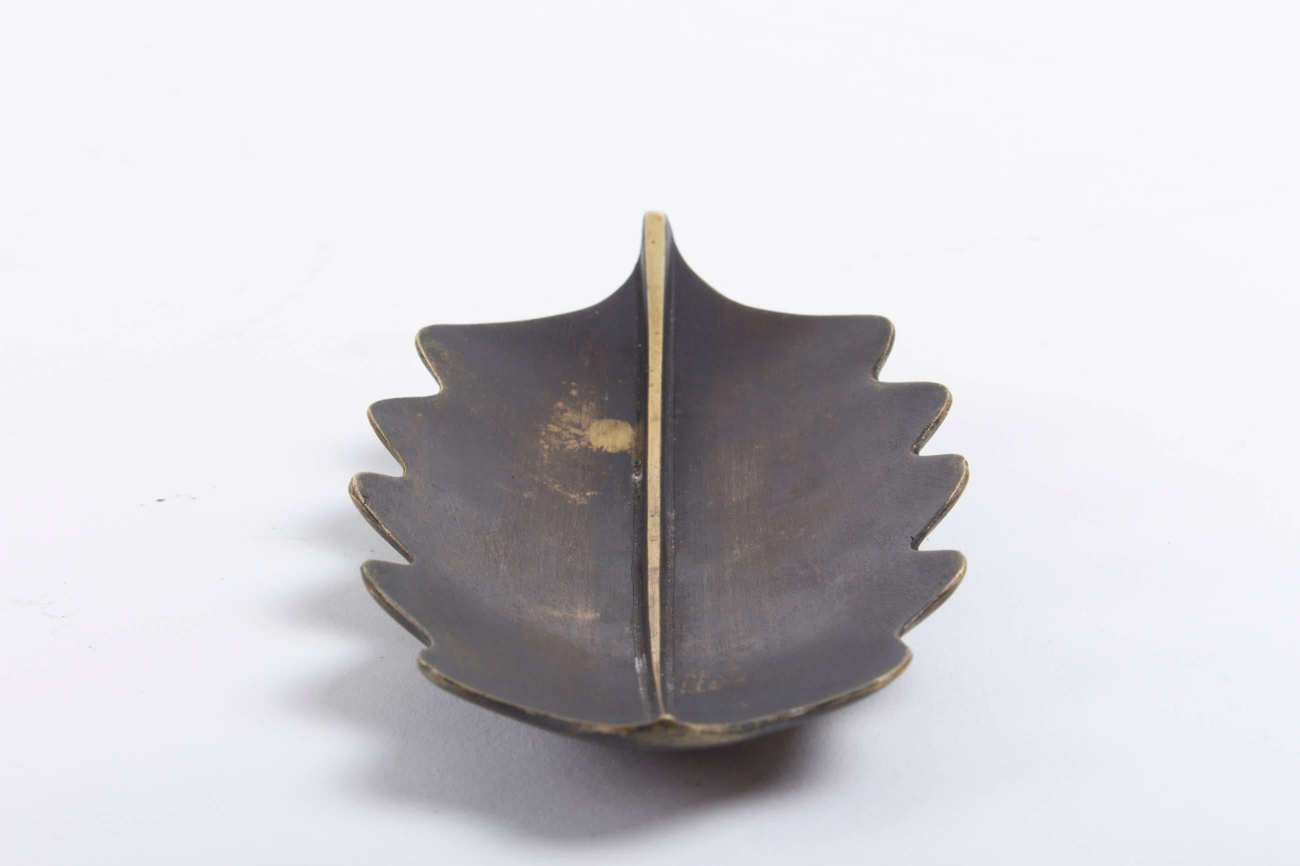 Modernist Midcentury Leaf Ashtray by Carl Auböck, 1950s 2
