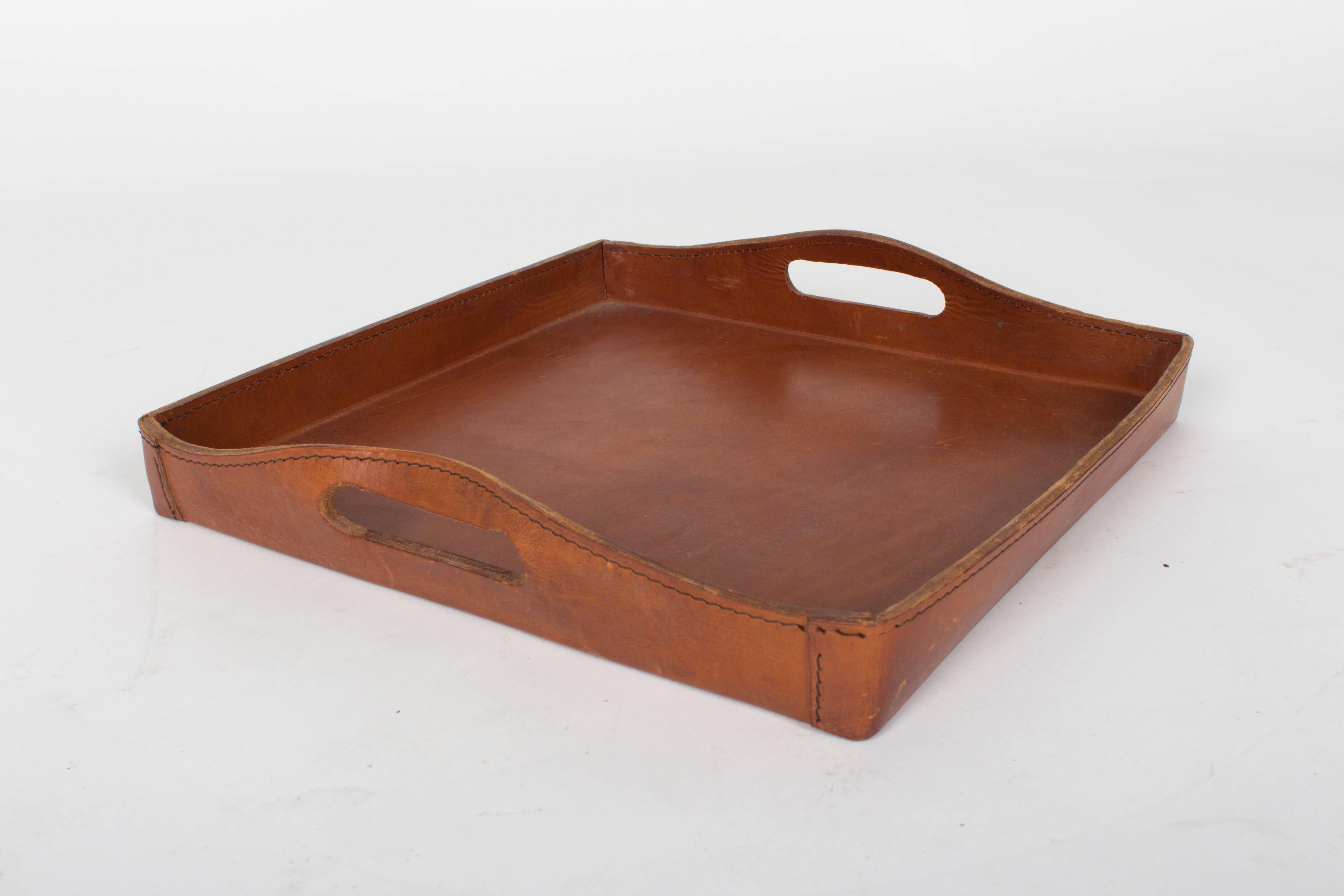 Rare Large and Thick Leather Serving Tray by the Auböck Workshop, Vienna, 1950s For Sale 2