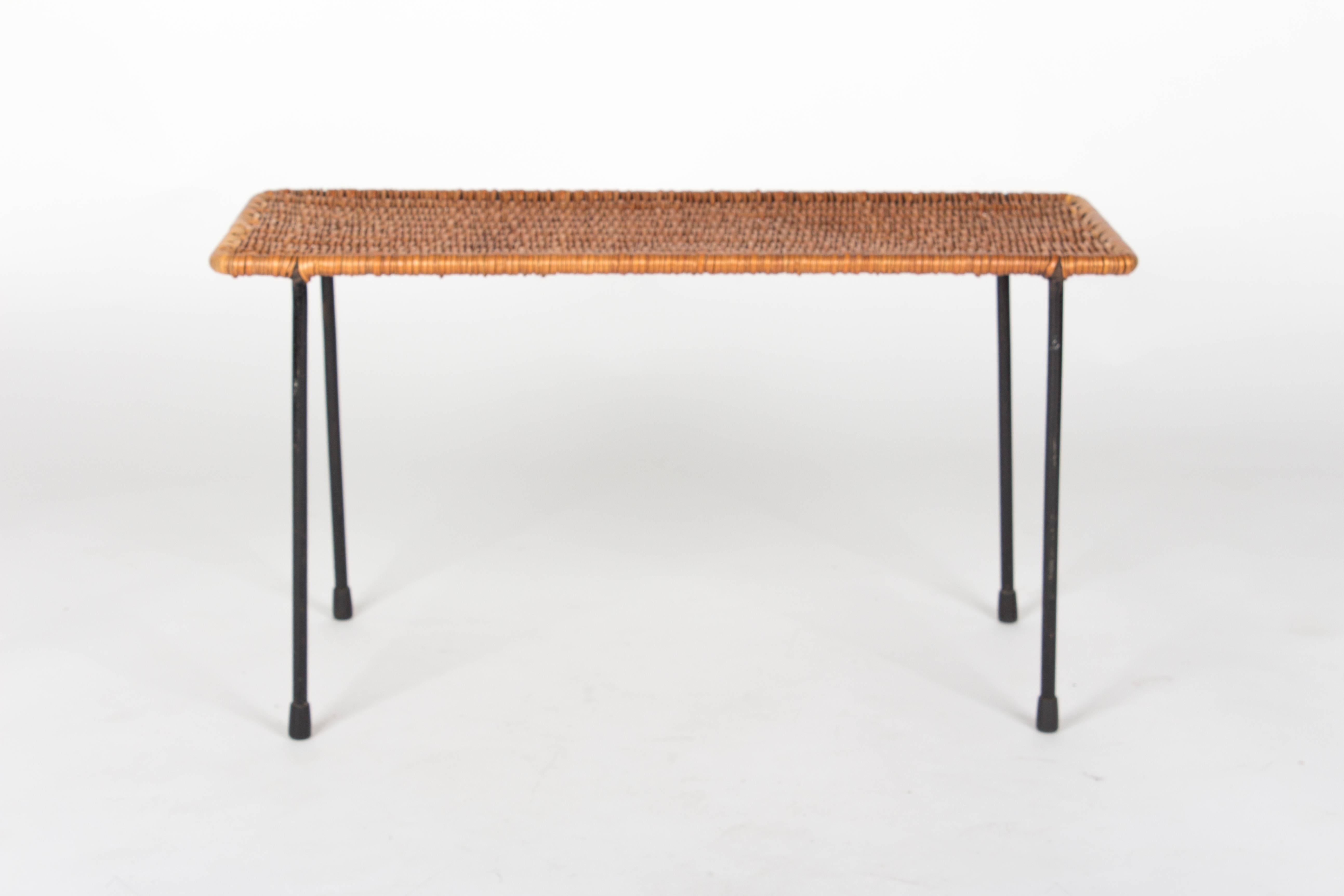 Mid-Century Modern Beautiful Wicker and Steel Side Table, Vienna Early 1960s For Sale