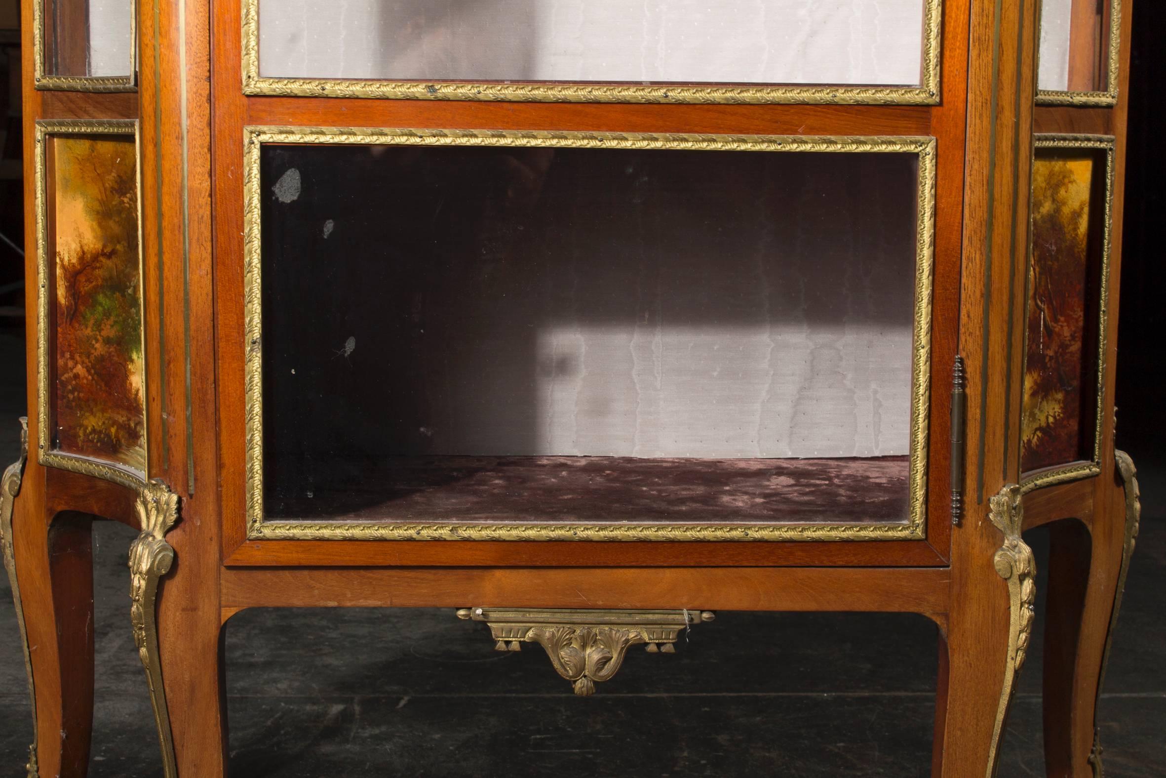 Veneer Exceptional Ormulu Mounted Display Cabinet, circa 1855 For Sale