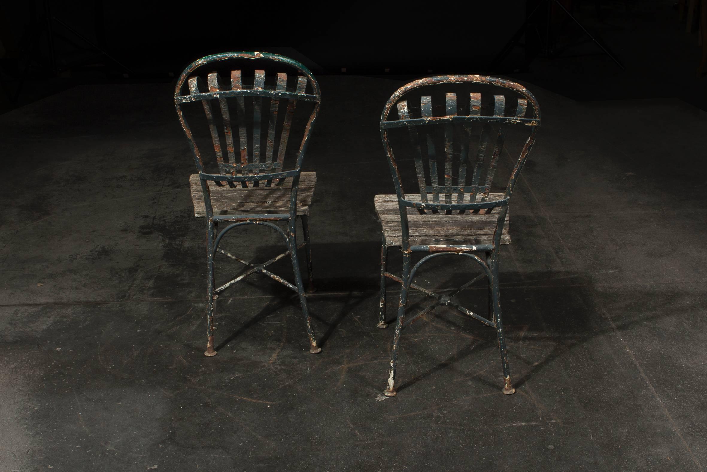 Two Iron and Wood Garden Chairs in Beautiful Aged Condition, circa 1860 In Fair Condition In Vienna, Vienna