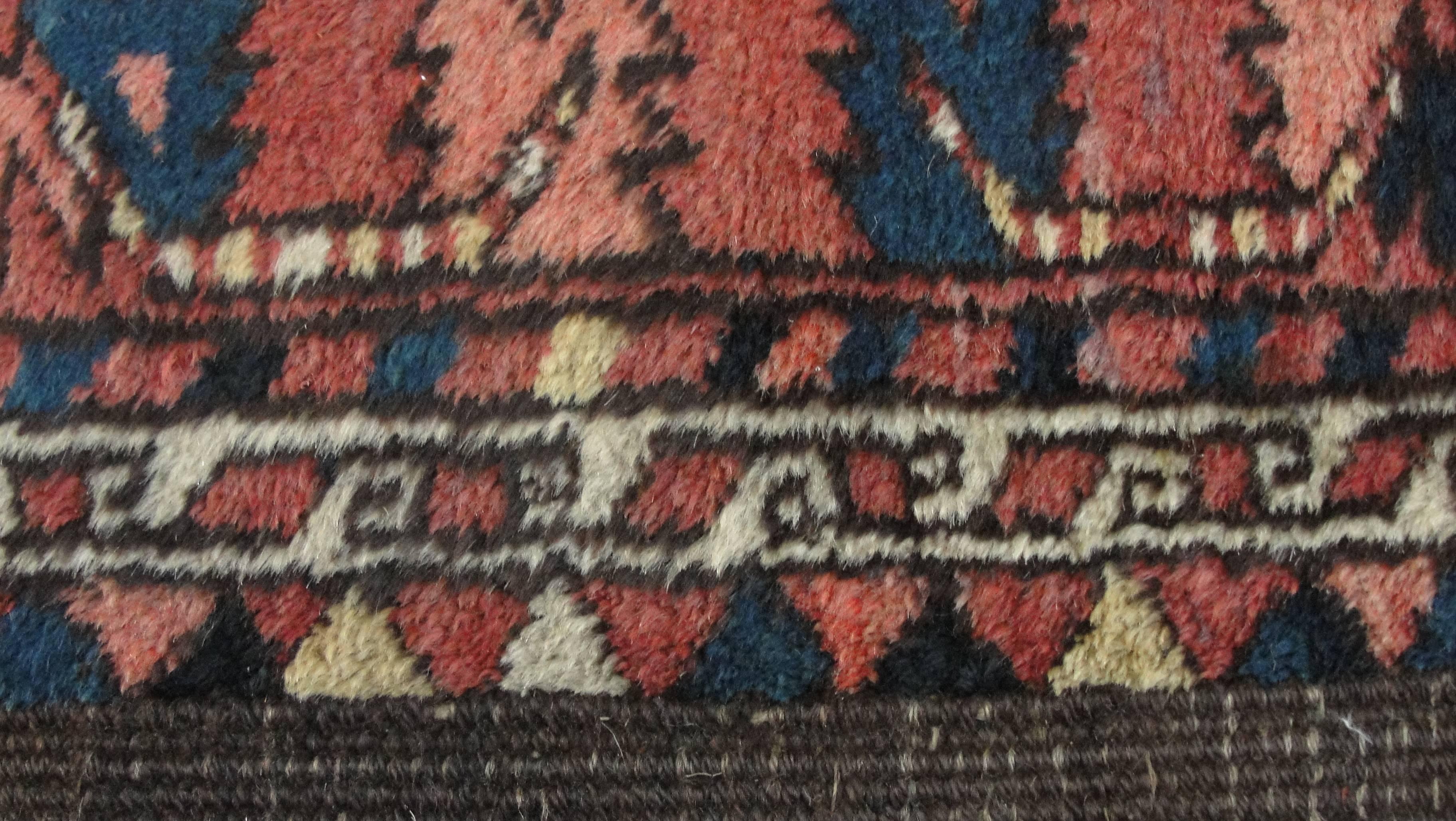 Central Asian Antique Turkoman Ersari Carpet