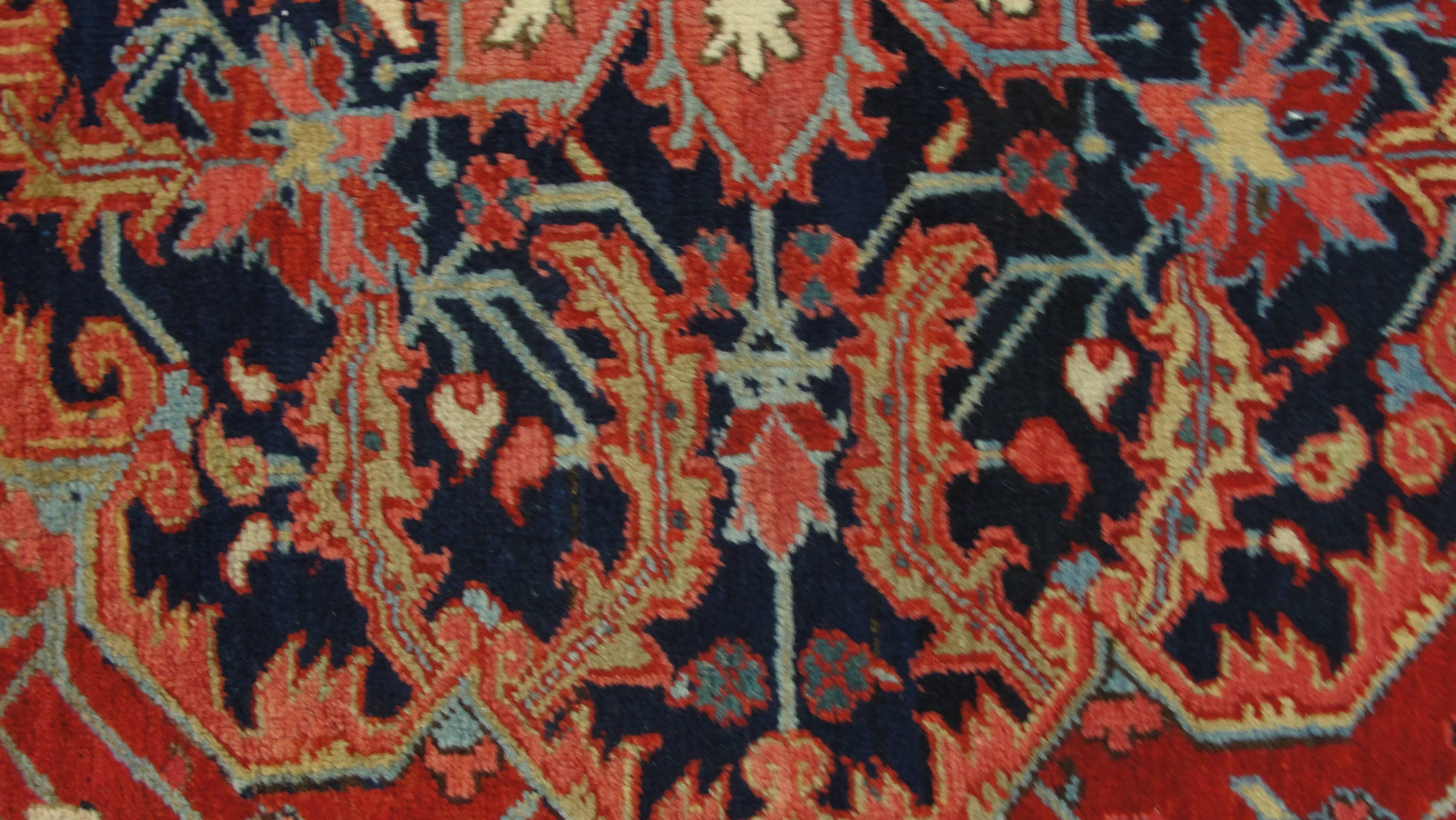 Wool Antique Persian Heriz Carpet, 9'3