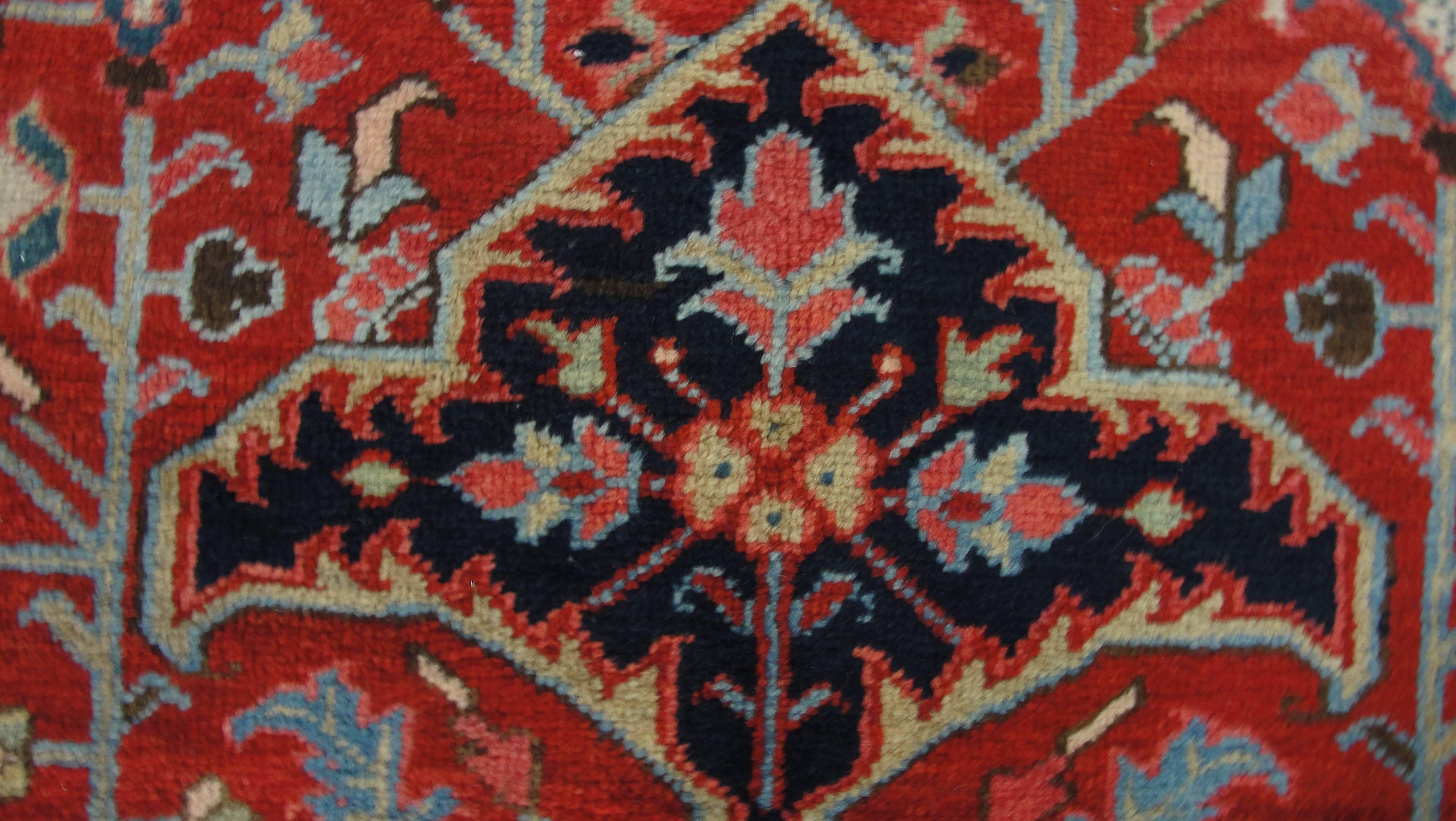 Antique Persian Heriz Carpet, 9'3