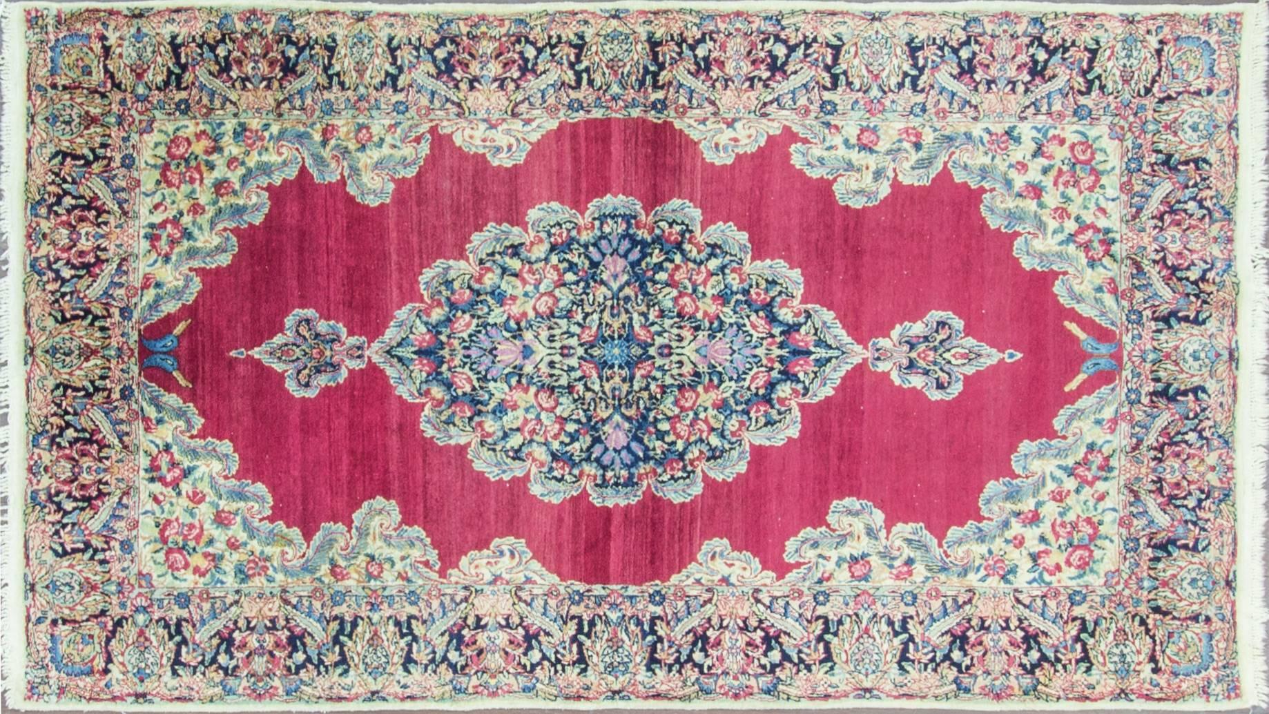 Explore the exquisite world of the Kerman or Laver Kerman rug, a testament to the artistry and craftsmanship that thrived in Southeast Persia for centuries. This magnificent 4' x 7'2
