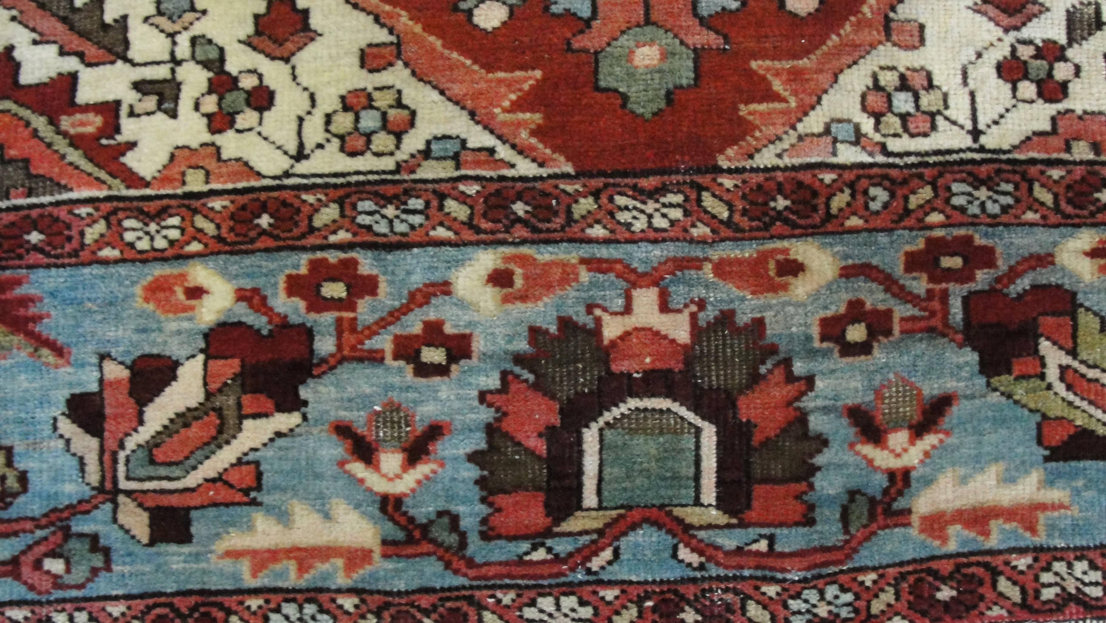 Splendid Feraghan Sarouk Carpet In Excellent Condition For Sale In Evanston, IL