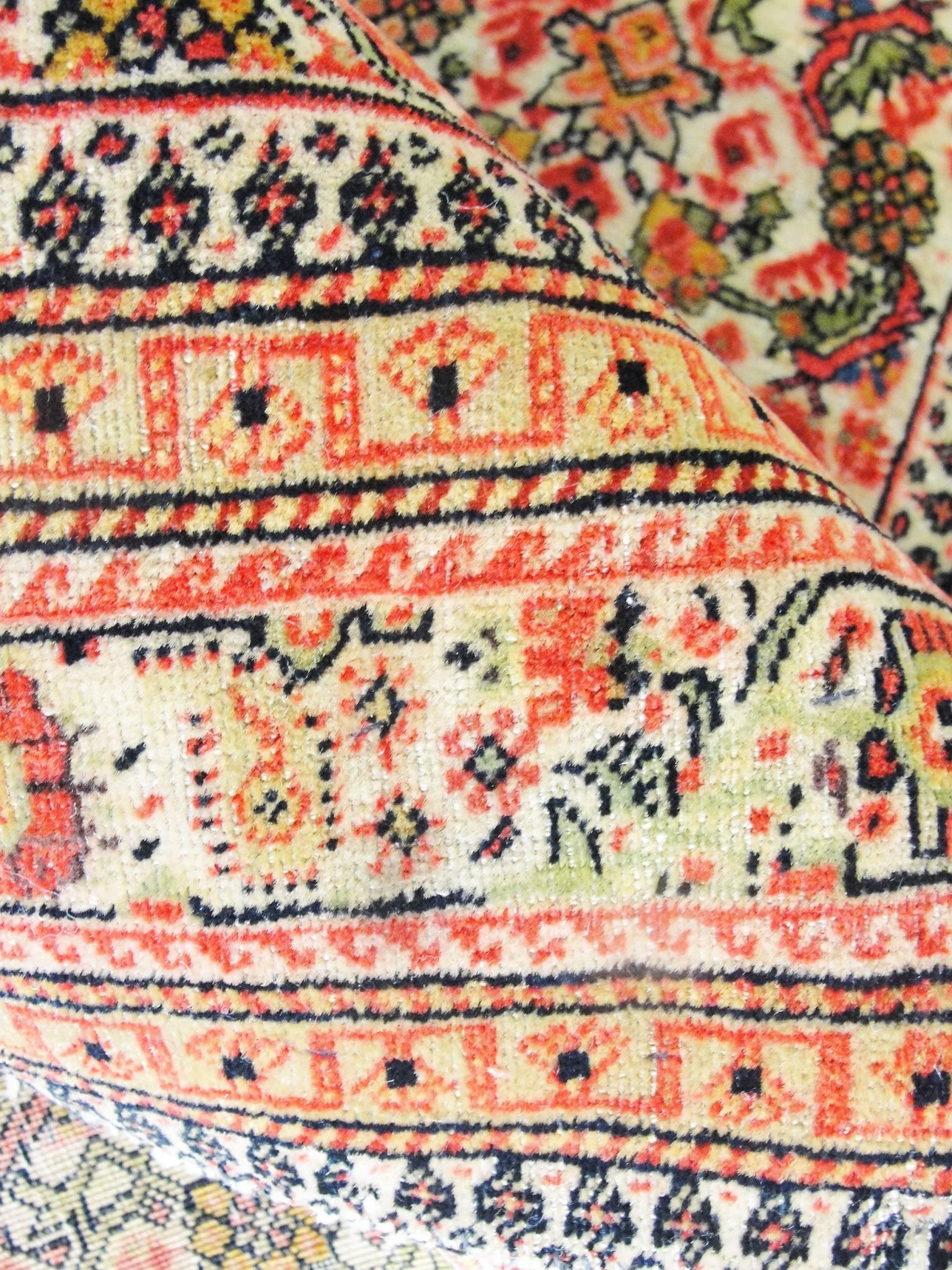 19th Century  Antique Persian Sarouk Feraghan Rug, Fine 3'11