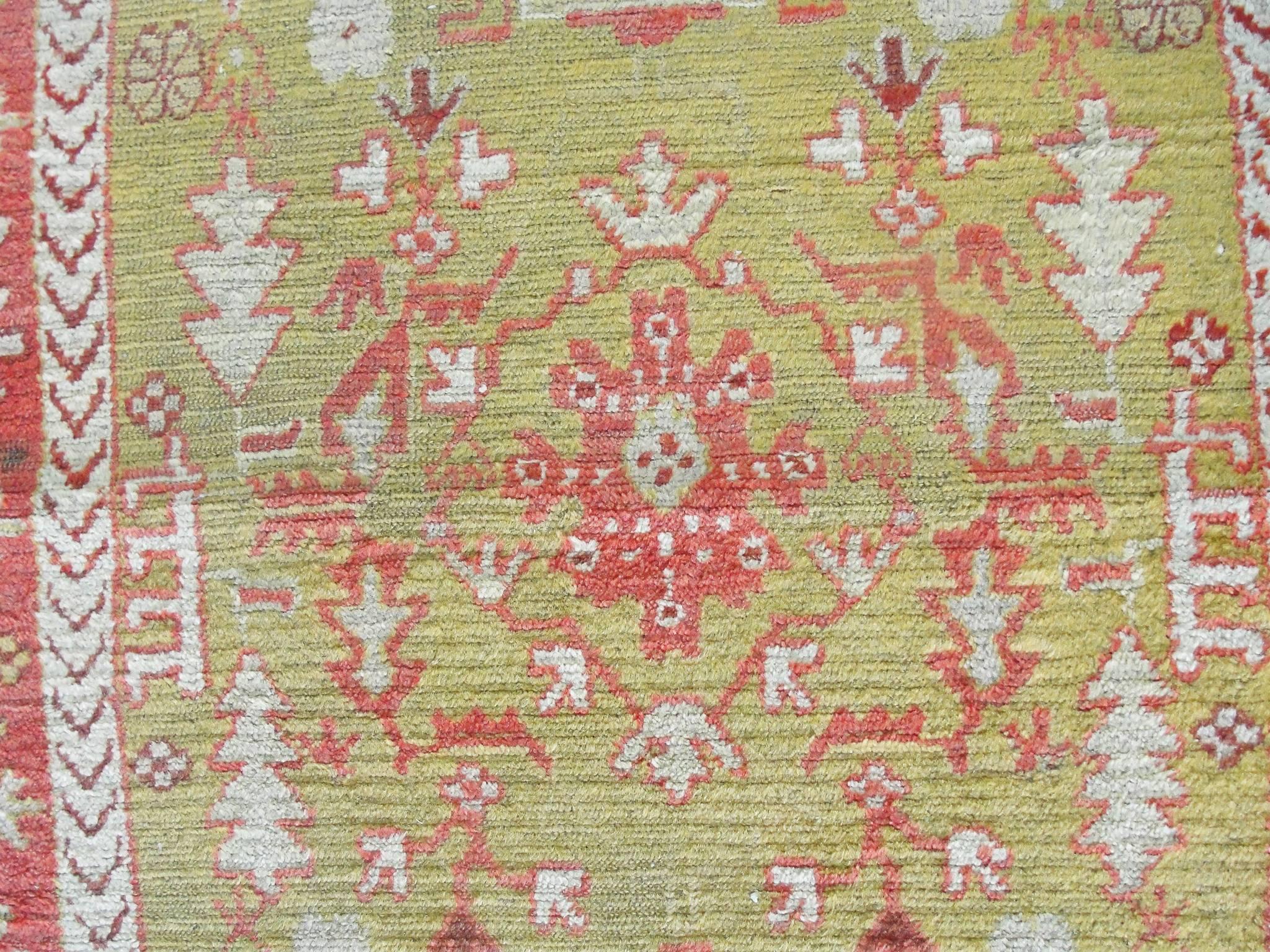  Antiker türkischer Oushak Teppich, um 1900, kostenloser Versand im Zustand „Hervorragend“ im Angebot in Evanston, IL