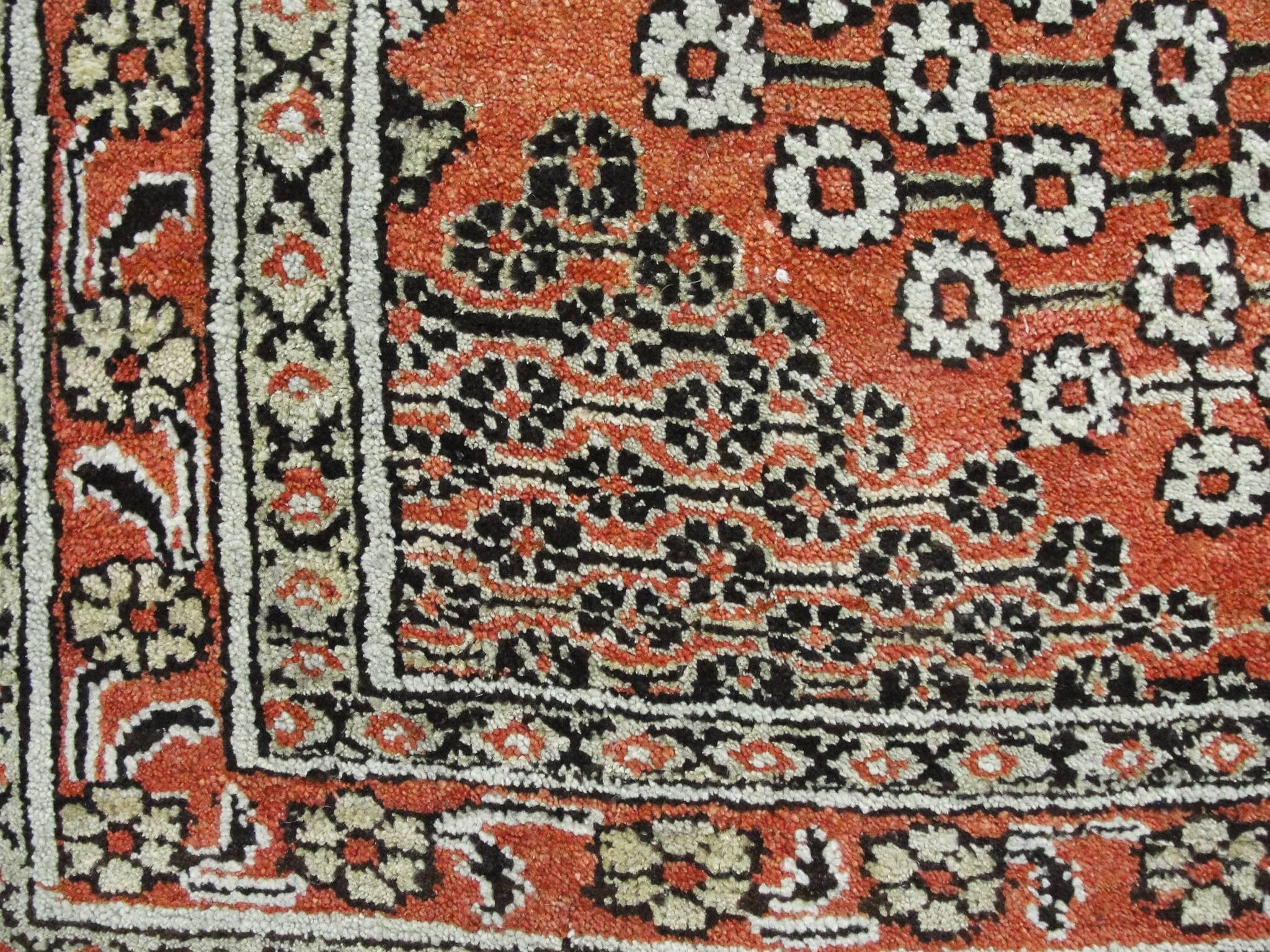 Antique Persian Sultanabad Carpet, 8' x 9'6