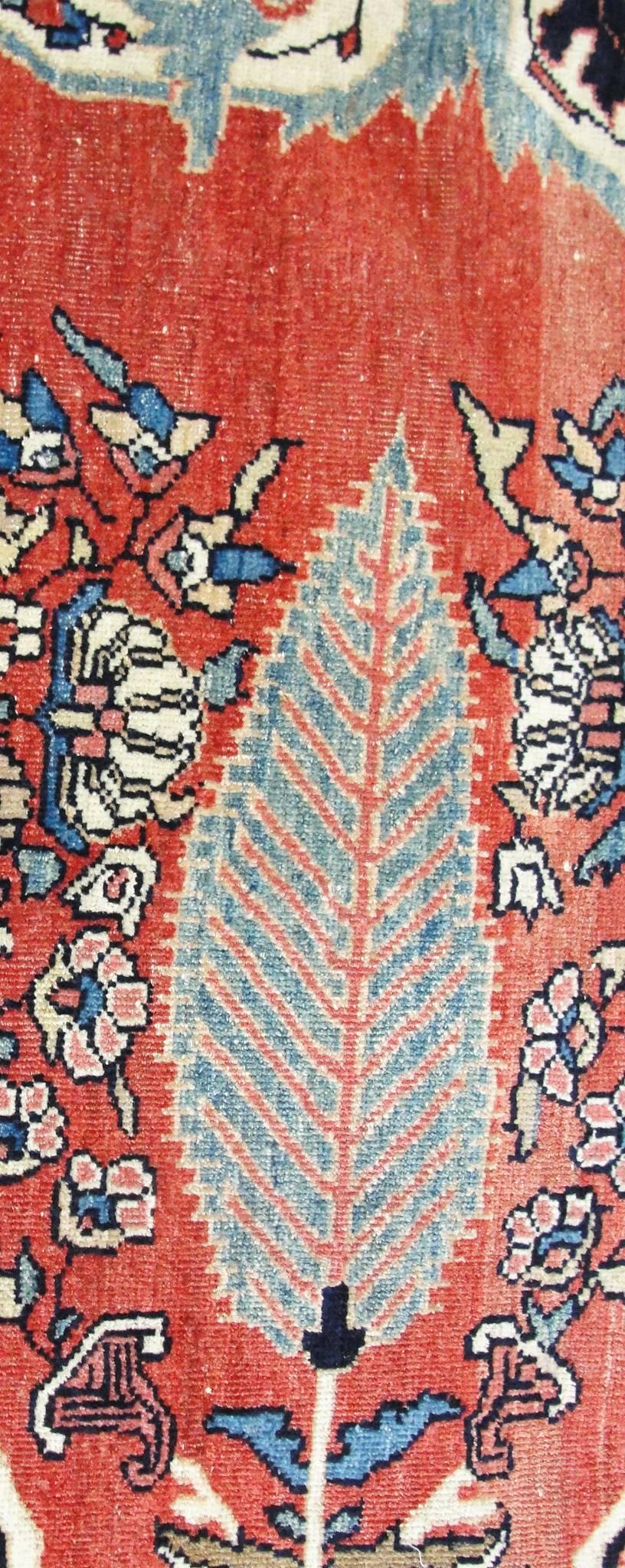  Antique Persian Feraghan Sarouk Carpet For Sale 1