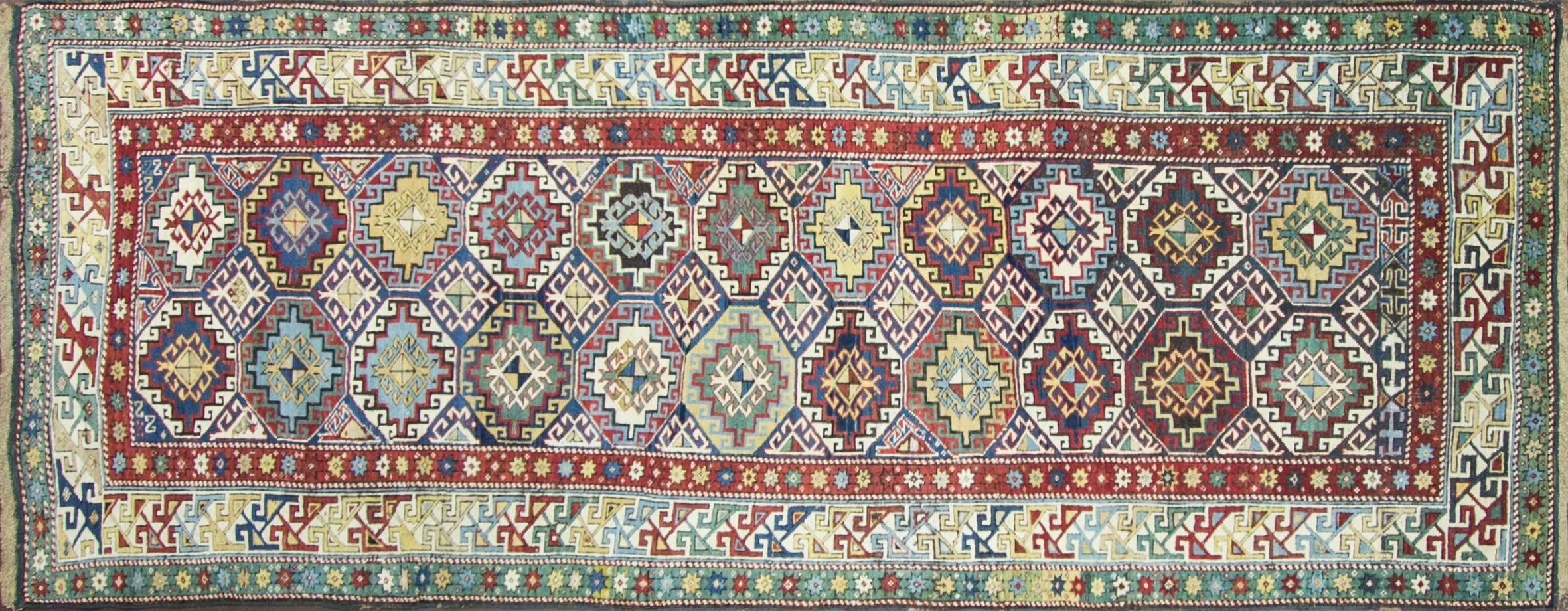 The rug is a masterpiece with wonderful colors and will attract your attention and capture your imagination, 3'8