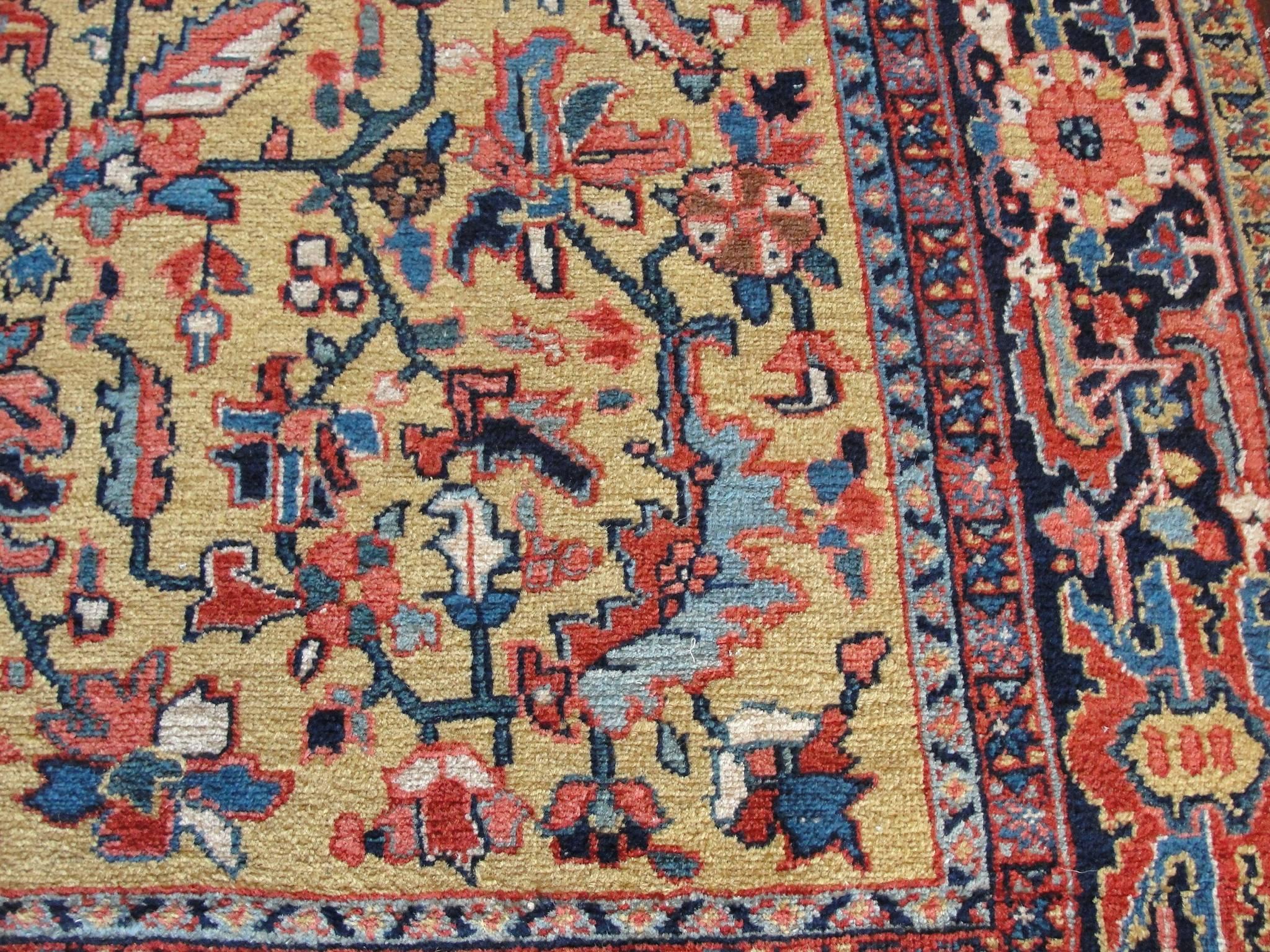 Gorgeous Antique Heriz Carpet 1