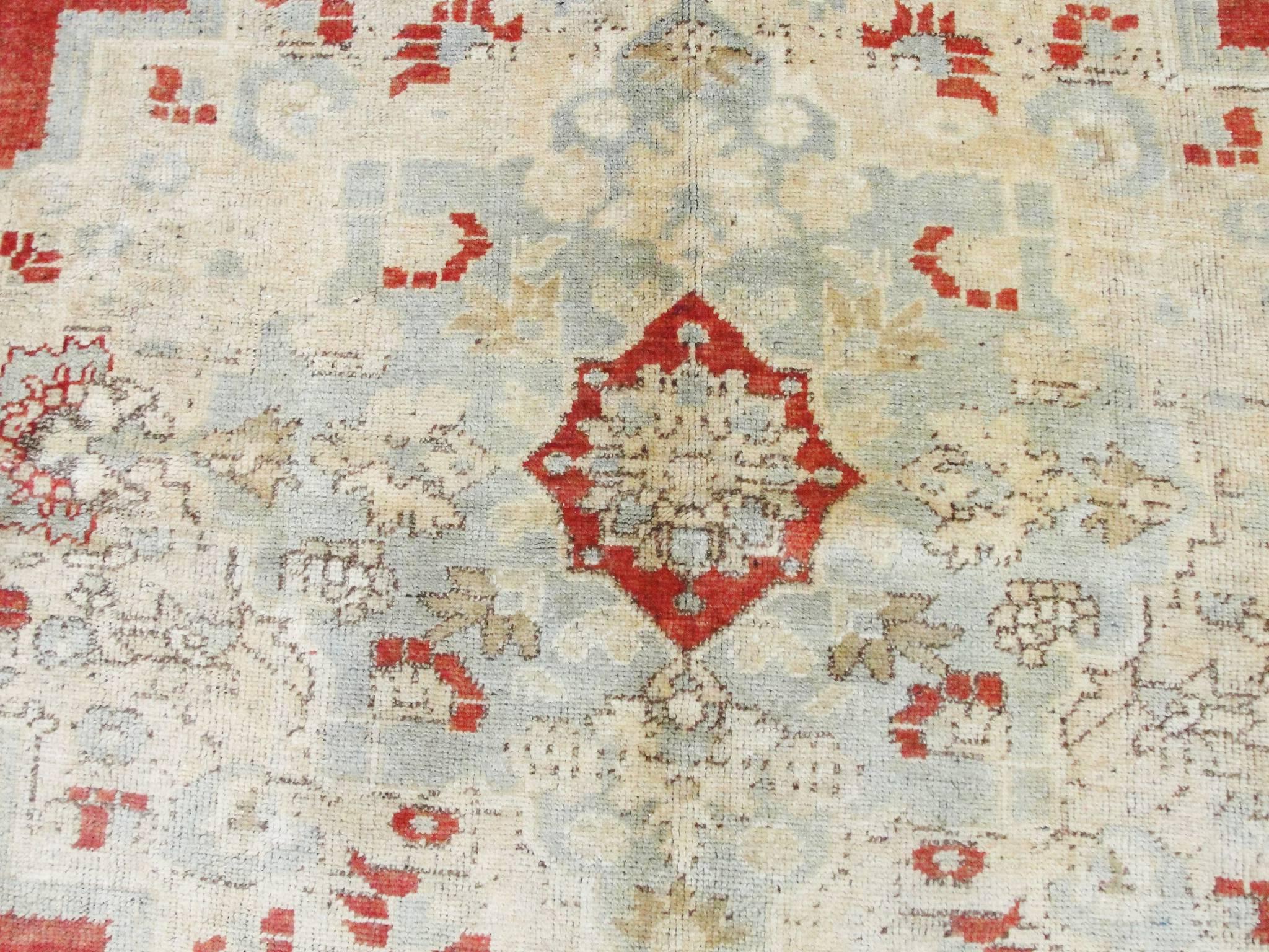 Mid-20th Century Oushak Carpet, Turkey 6'5