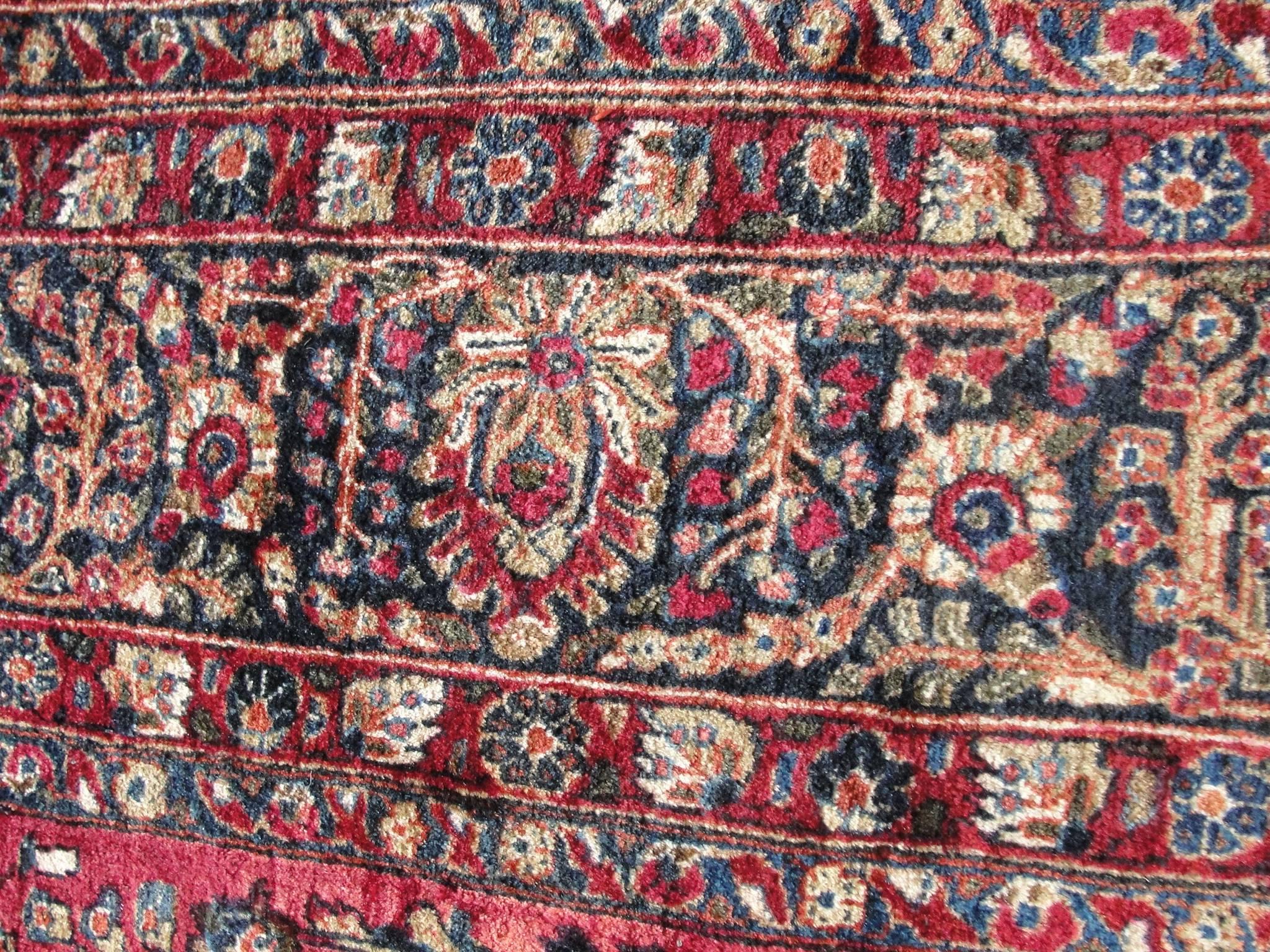 Gorgeous Persian Sarouk Carpet, circa 1920 2